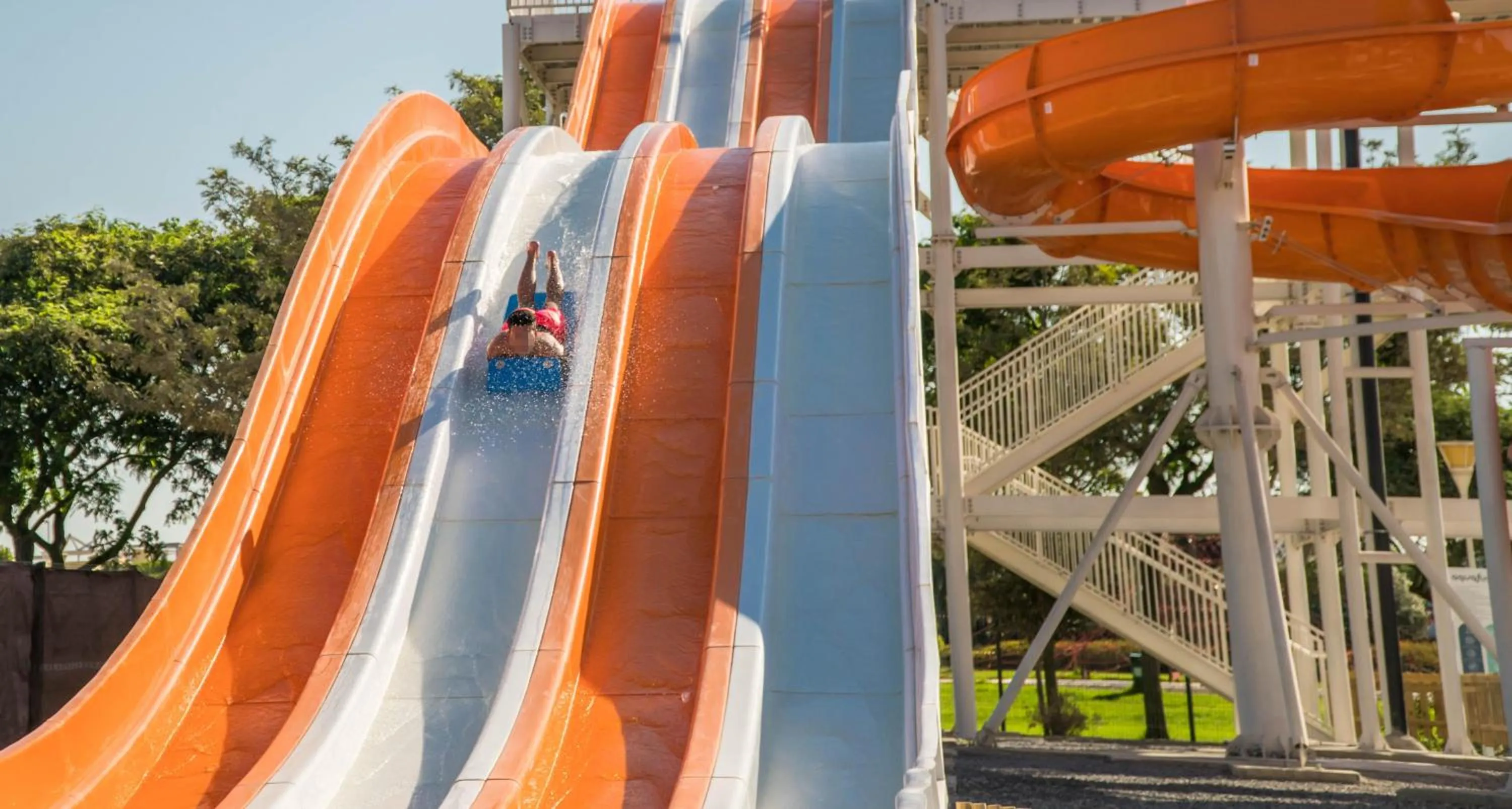 Swimming pool in ALEGRIA Costa Ballena Aquafun