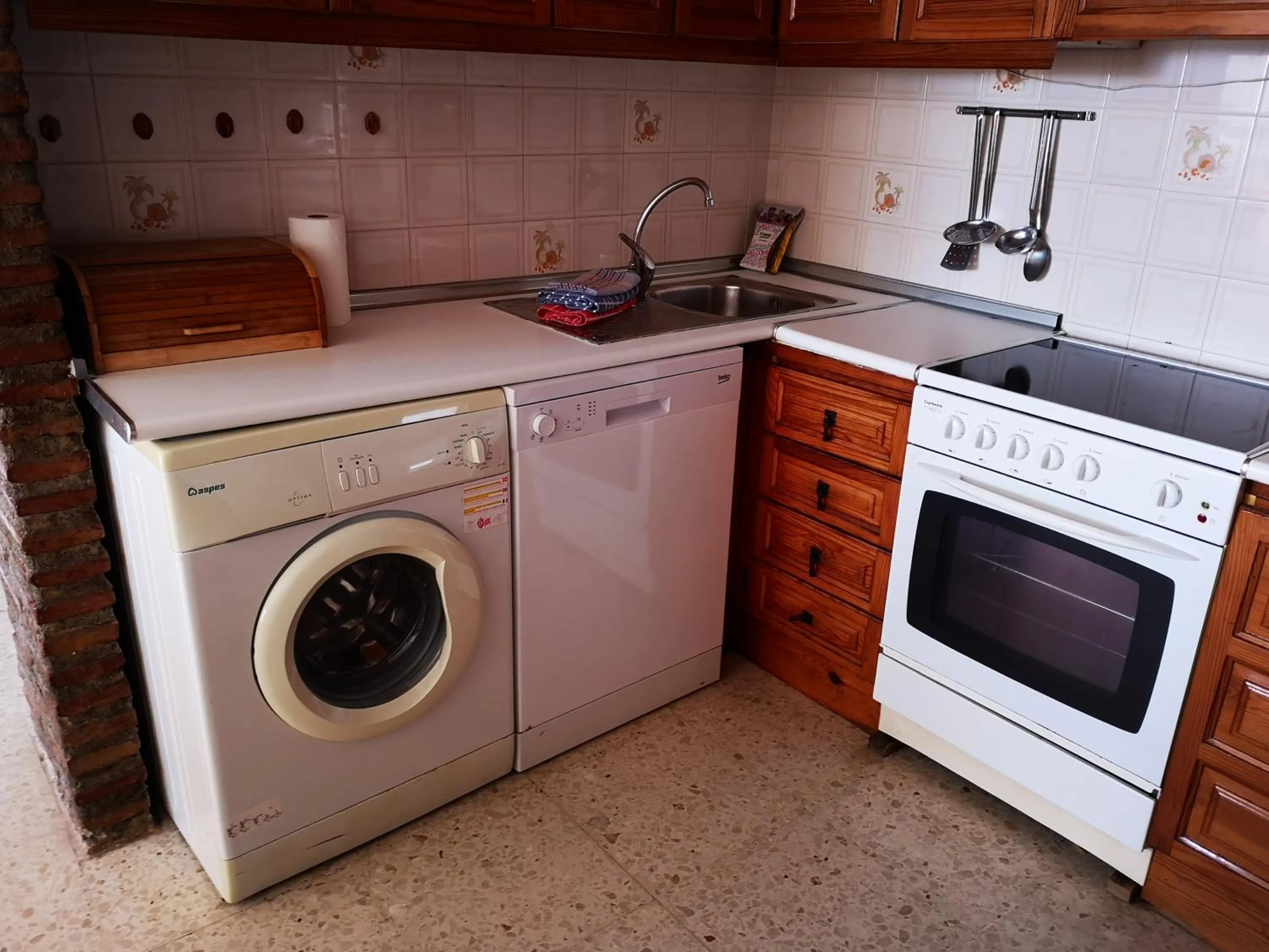 Kitchen or kitchenette in El Capistrano