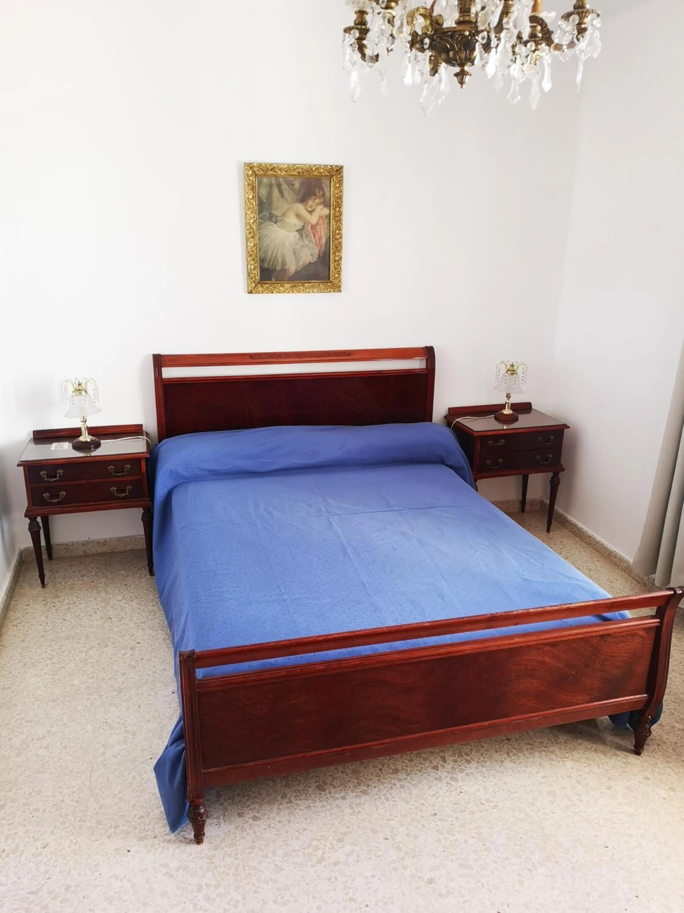 Bed in El Capistrano