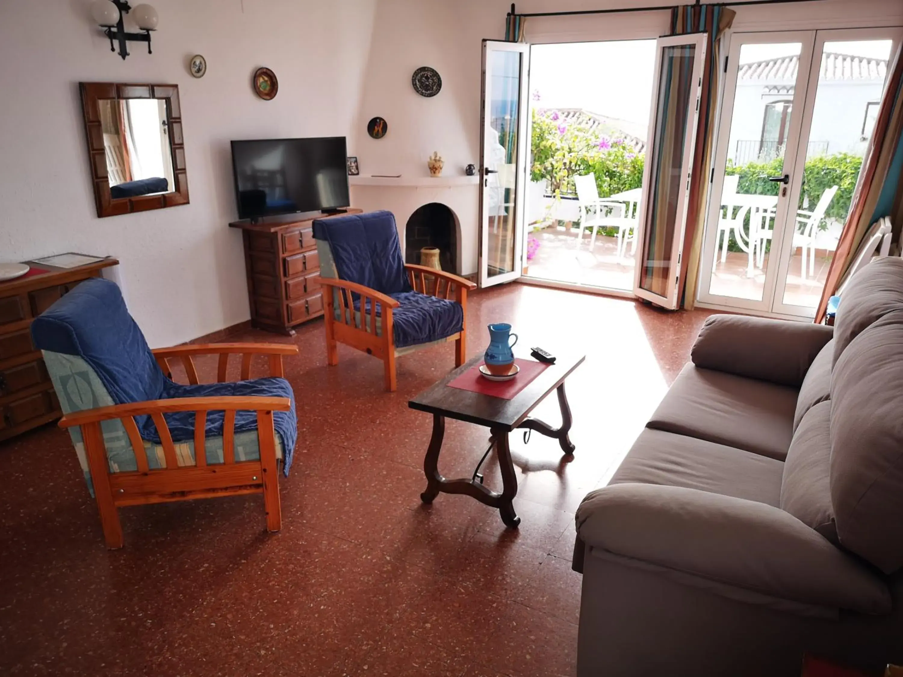 One-Bedroom Apartment (3 Adults) in El Capistrano One-Bedroom Apartment (3 Adults) in El Capistrano