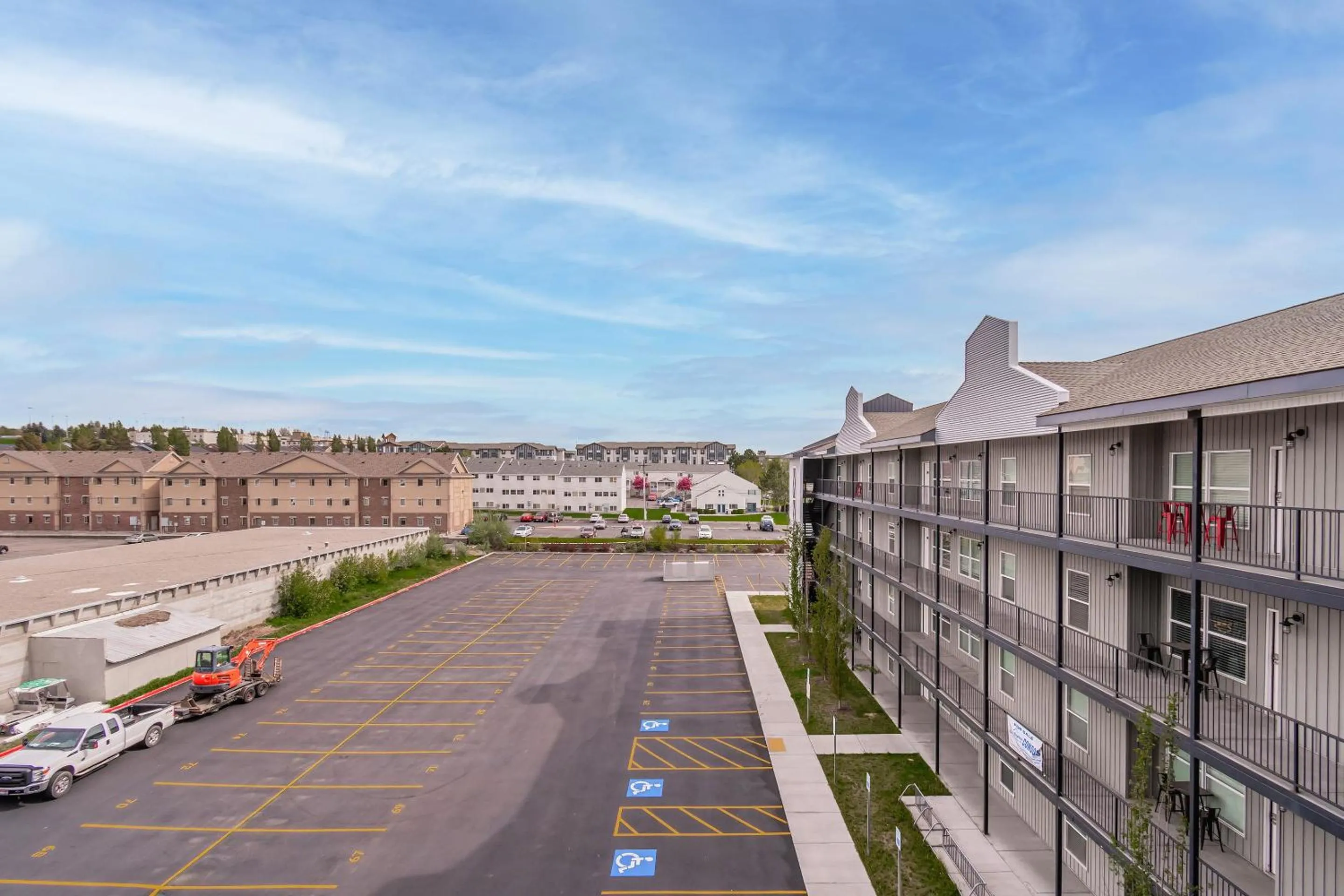 Street view in Bringham's Mill Apartments Perfect for Groups Full Kitchen Gym and Free Parking