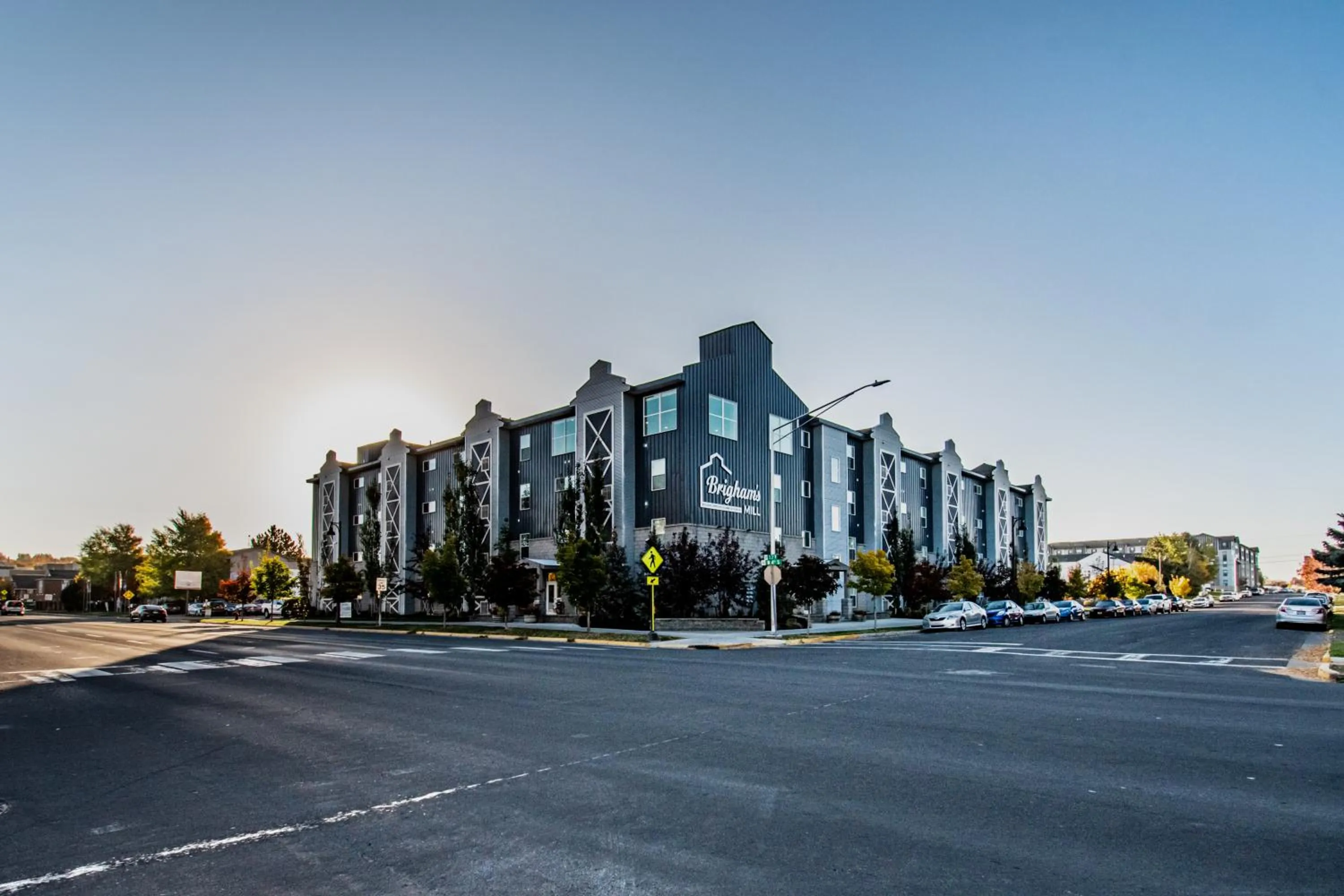 Property building in Bringham's Mill Apartments Perfect for Groups Full Kitchen Gym and Free Parking