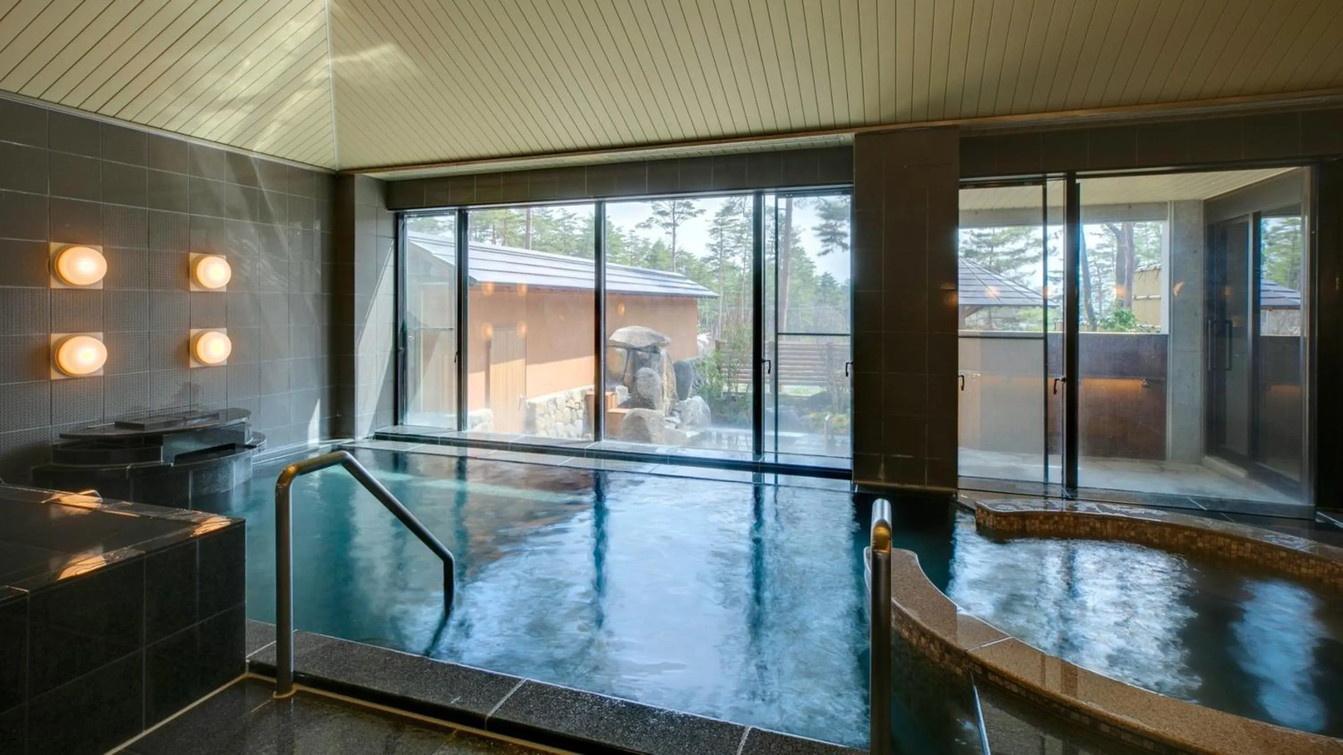 Hot Spring Bath in Kyukamura Retreat-Azumino-Hotel