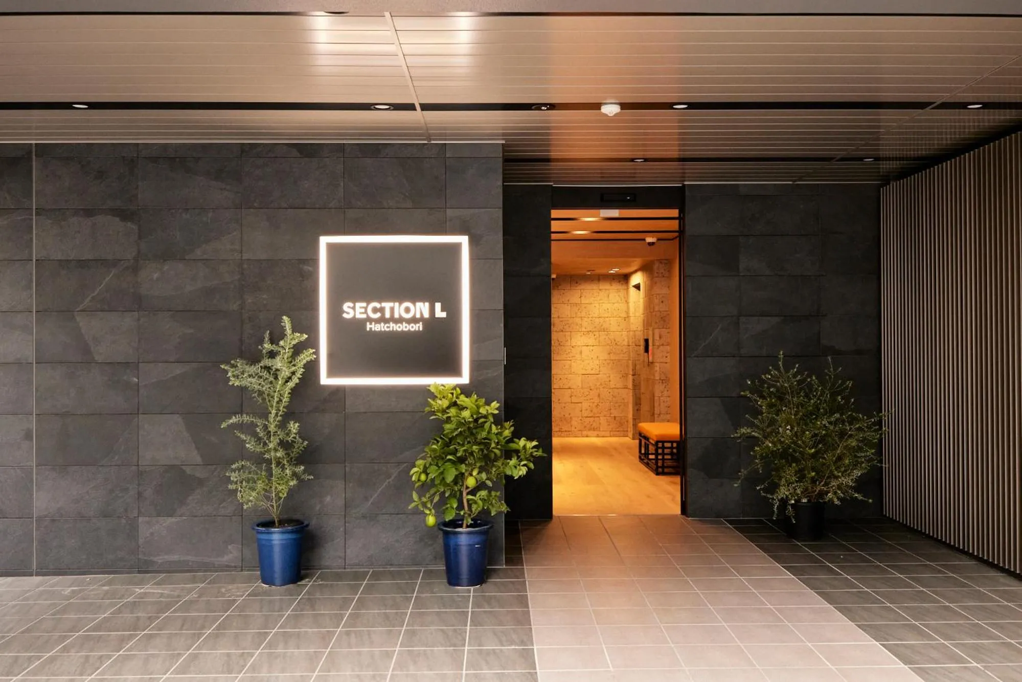 Facade/entrance in Section L Hatchobori