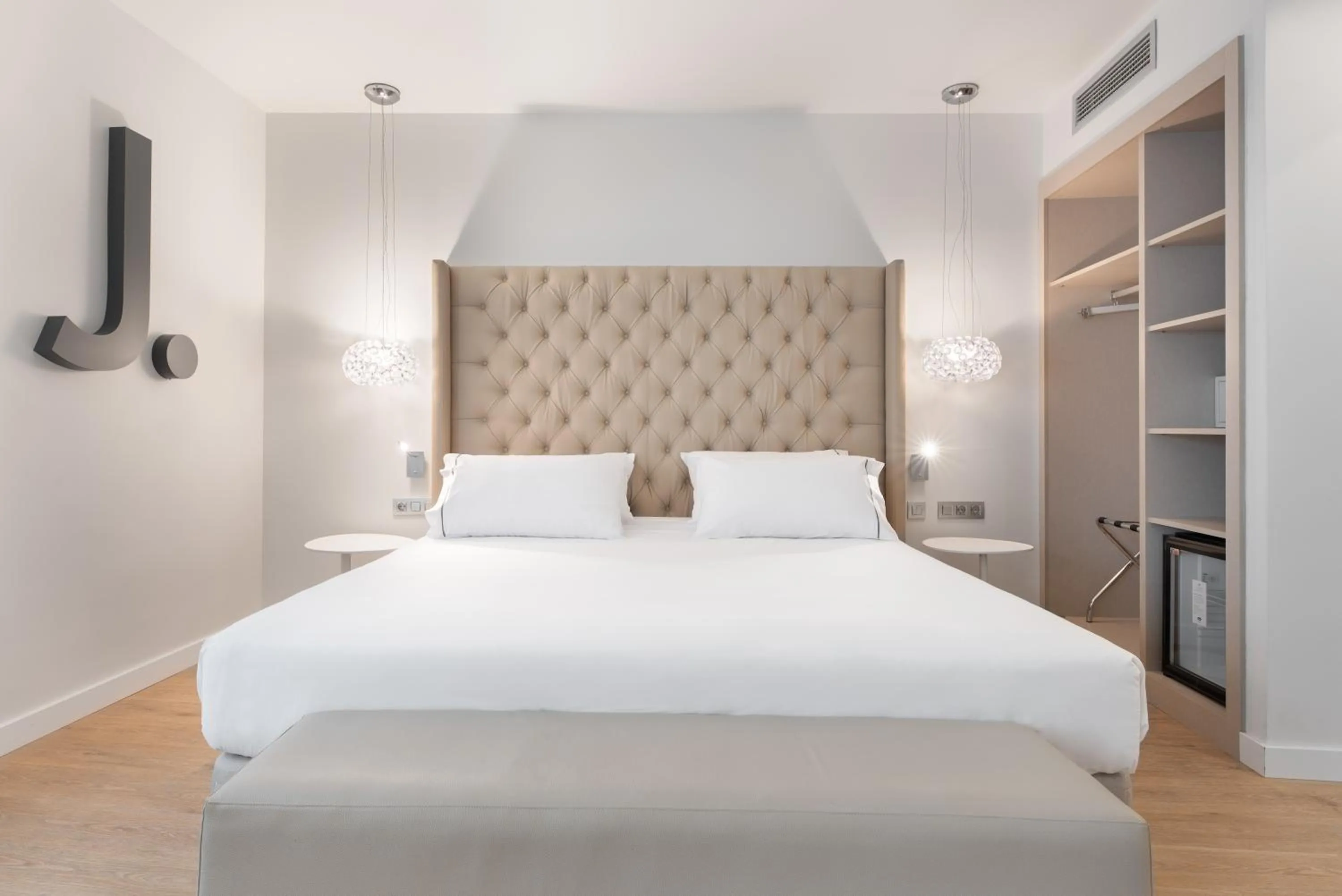 Bed in Eurostars Marqués de Vallejo