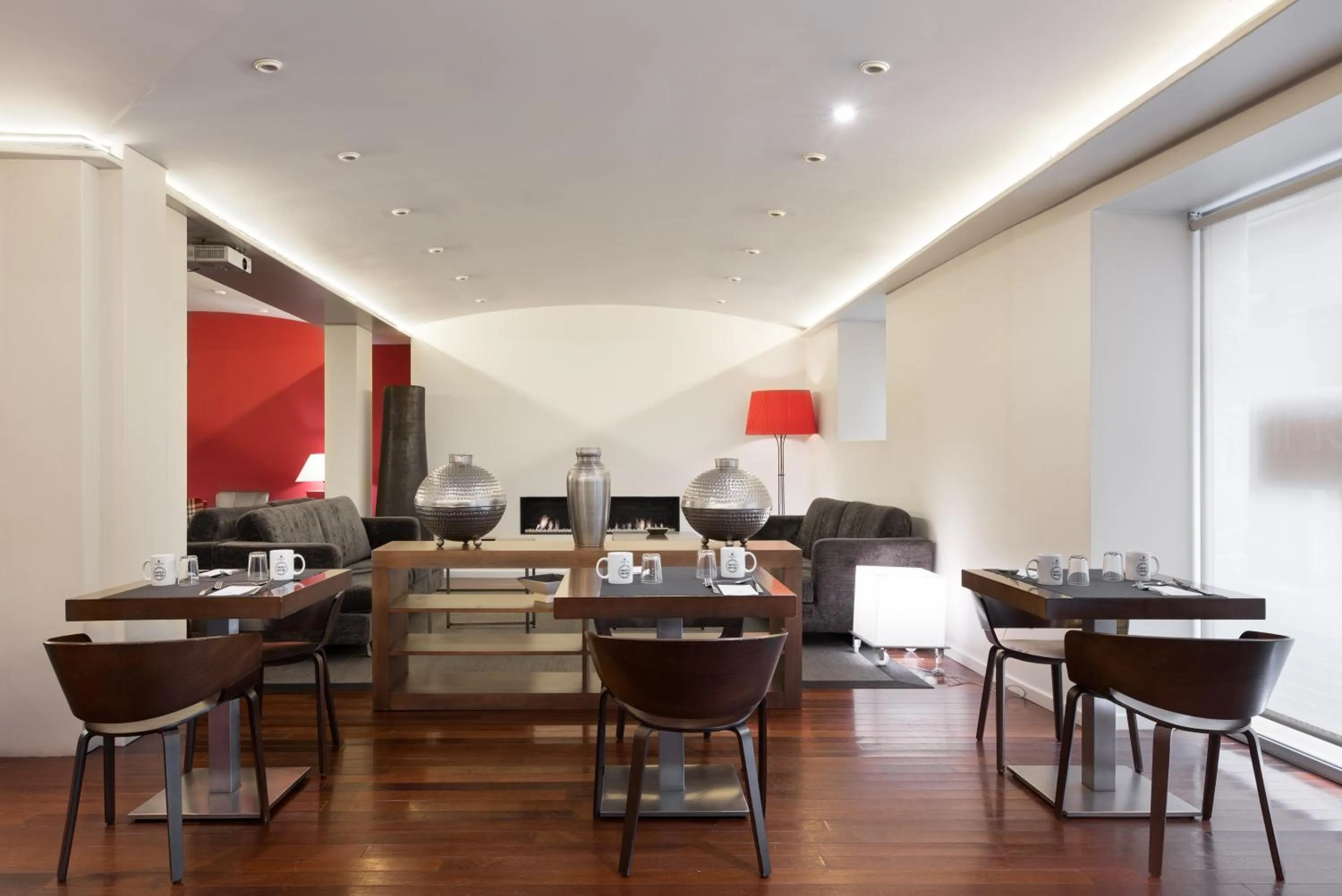 Restaurant/places to eat in Eurostars Marqués de Vallejo