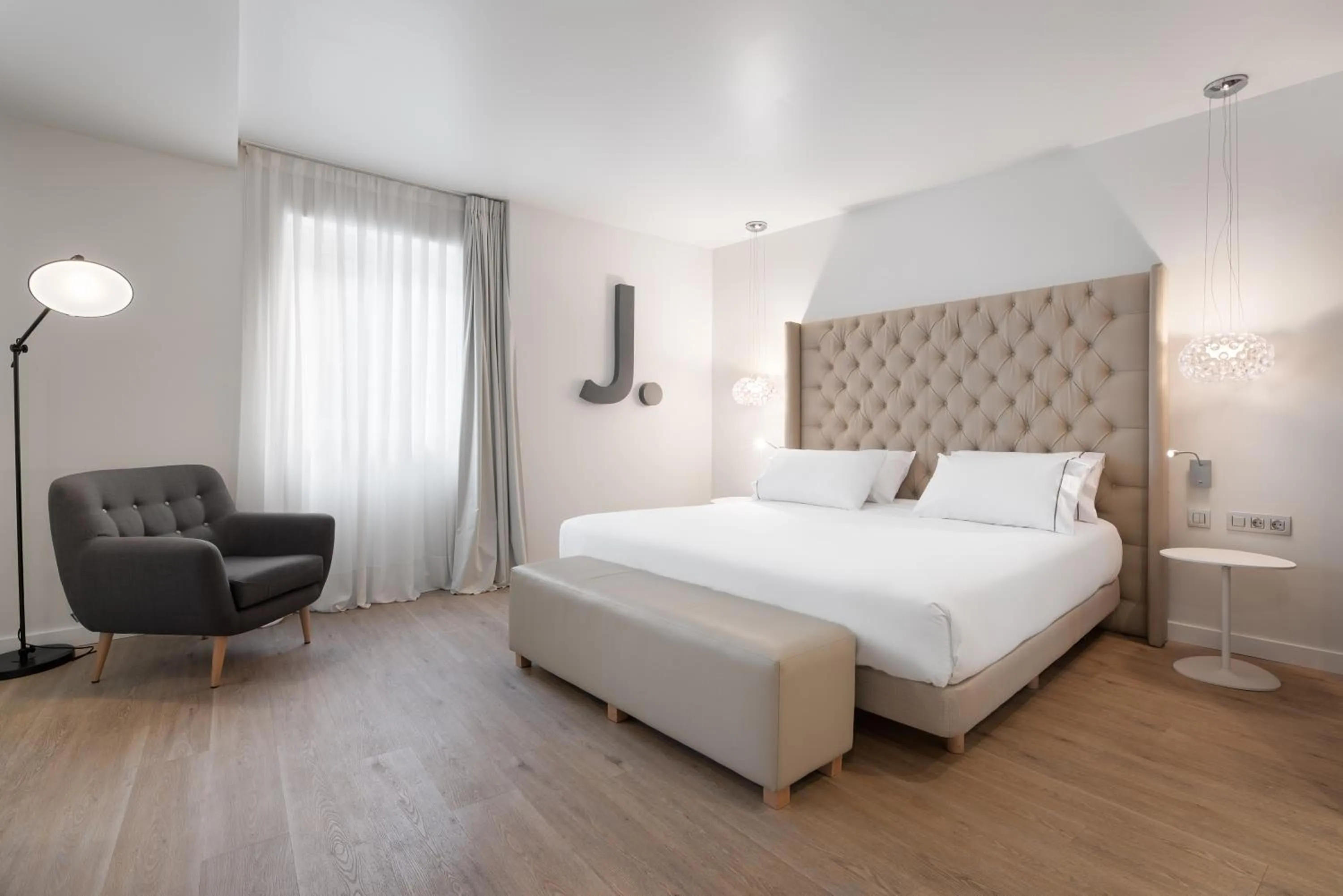 Bed in Eurostars Marqués de Vallejo