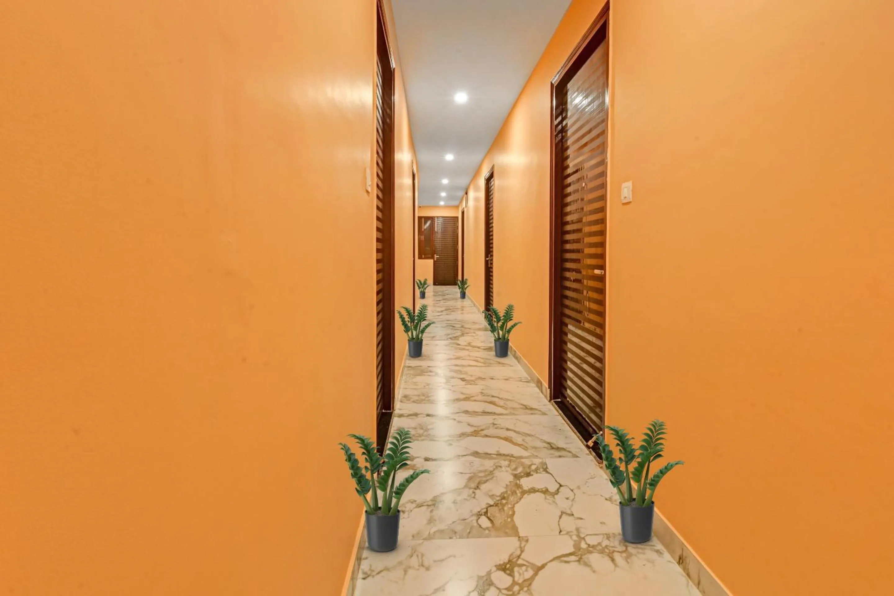 Lobby or reception in OYO Townhouse 1123 Kalyanpur Metro