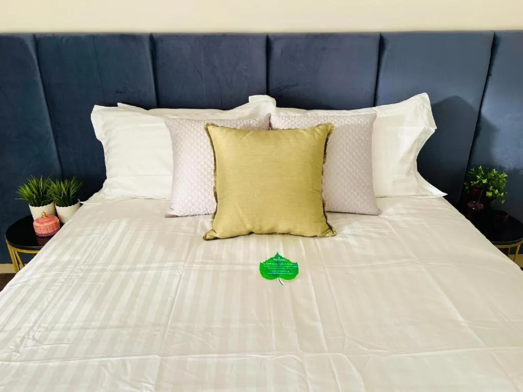 Bed in Clarendon Hotel