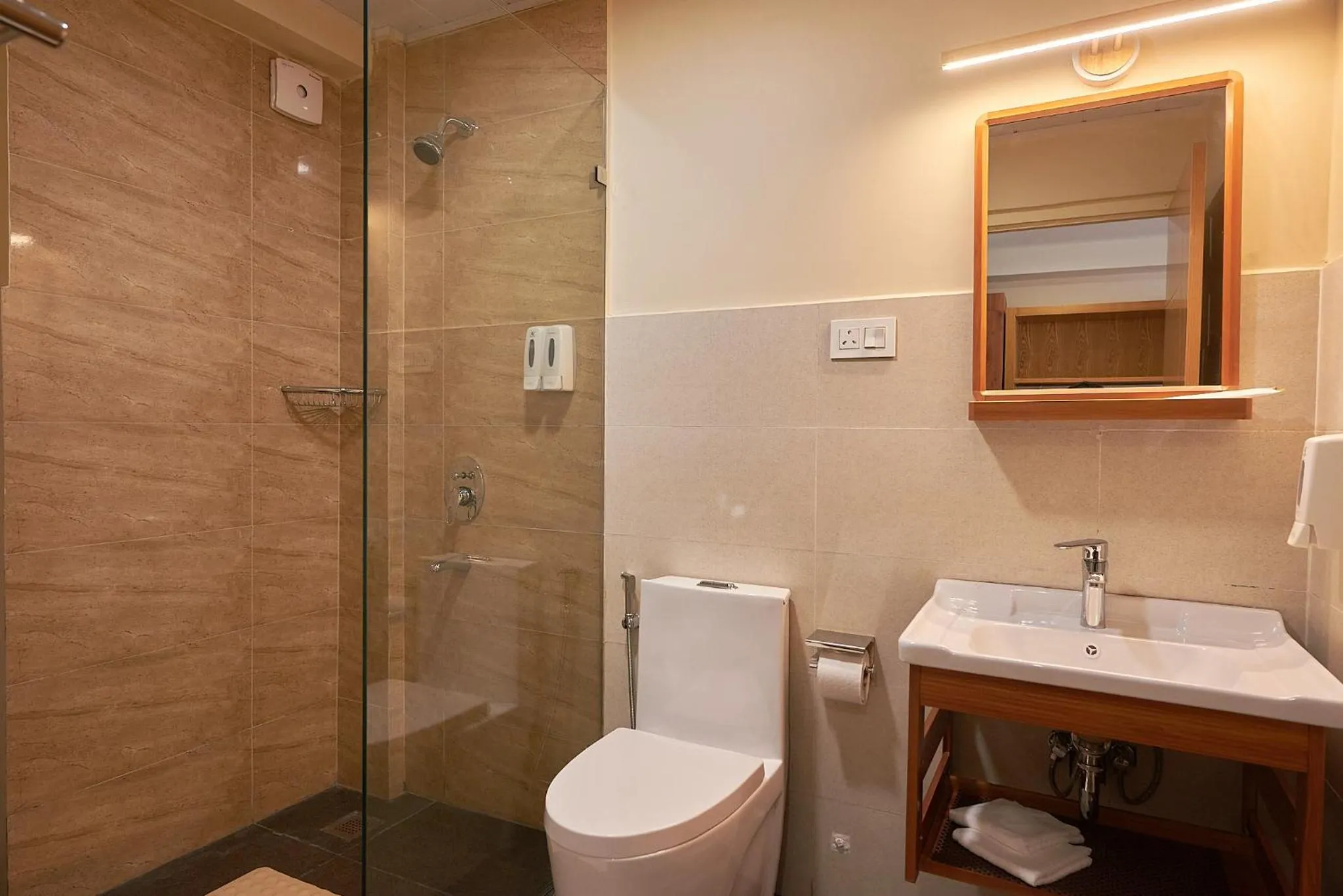 Shower in The Willows Hotel, Bhutan