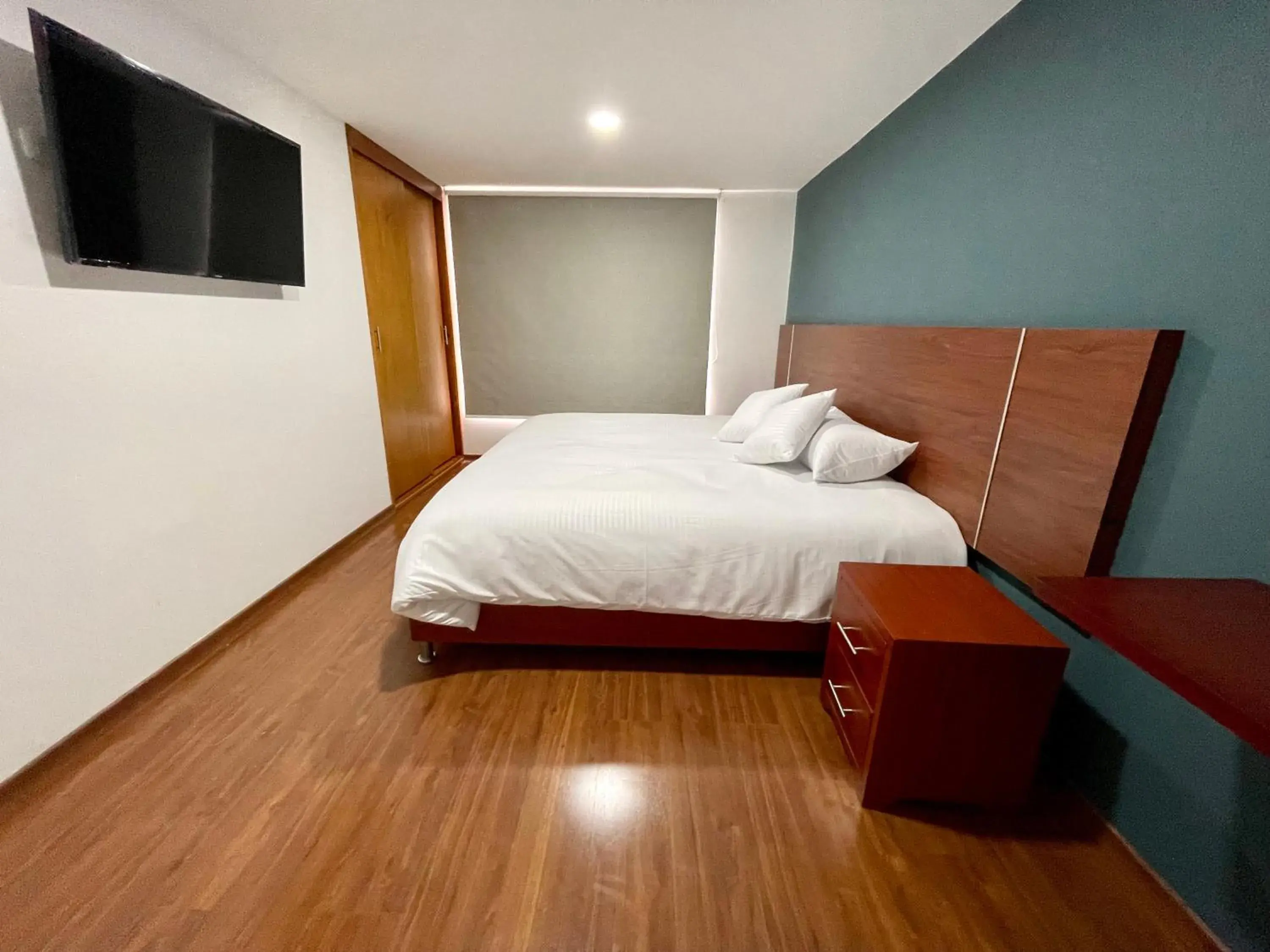 Standard Double Room - single occupancy in HOTEL HOME Standard Double Room - single occupancy in HOTEL HOME