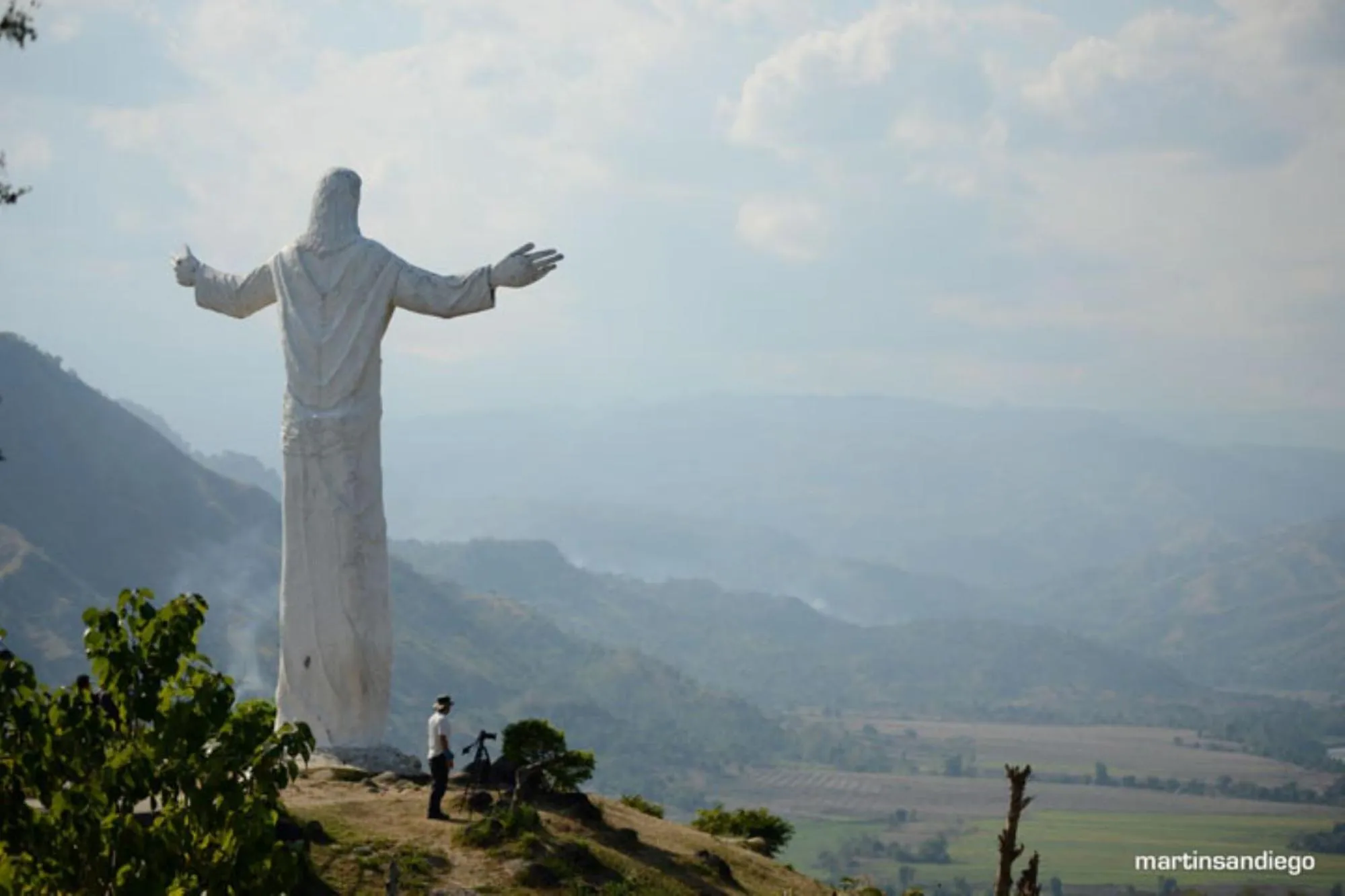 Nearby landmark in Maliwalo Inn Tarlac by RedDoorz