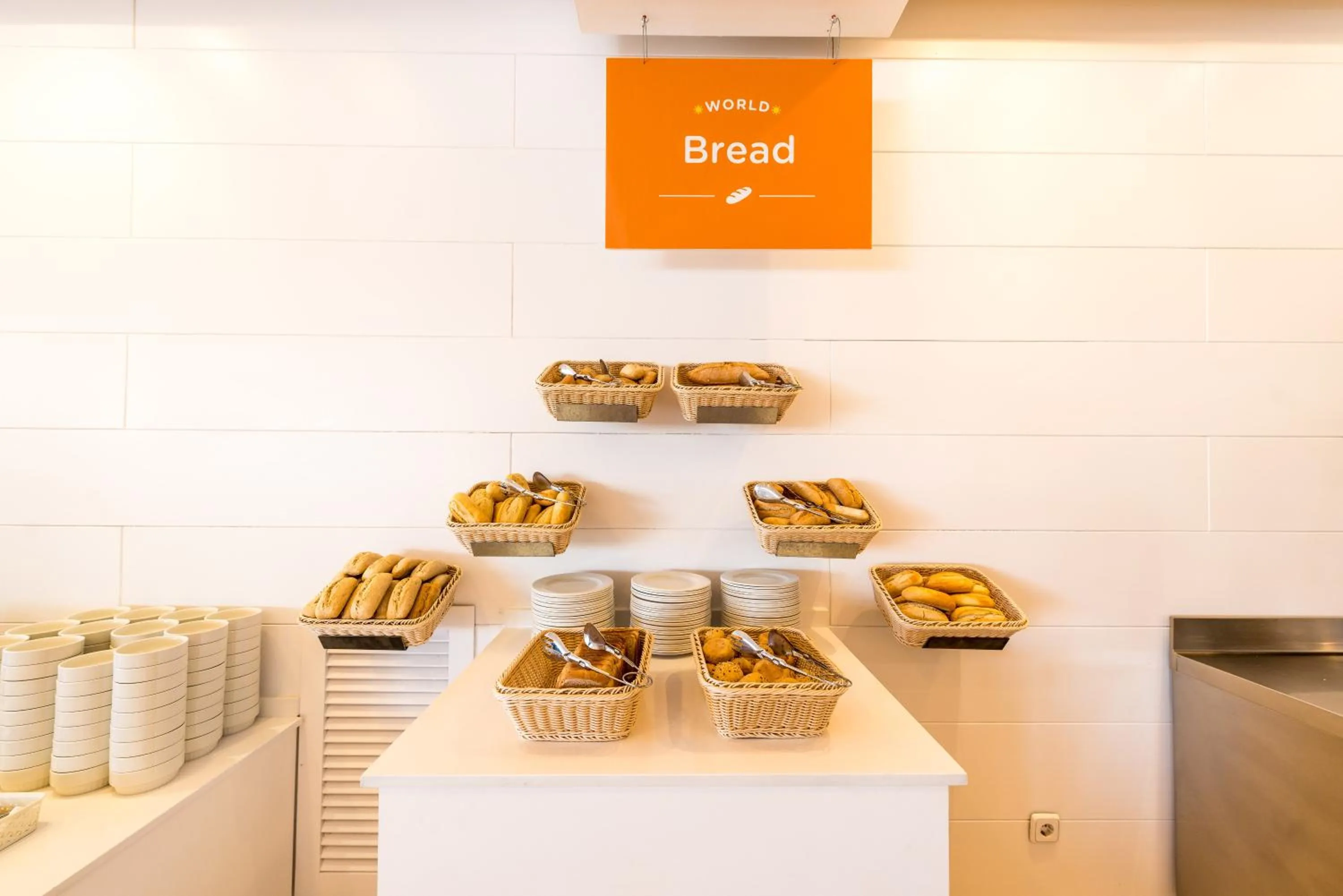 Restaurant/places to eat in Bellevue Lagomonte