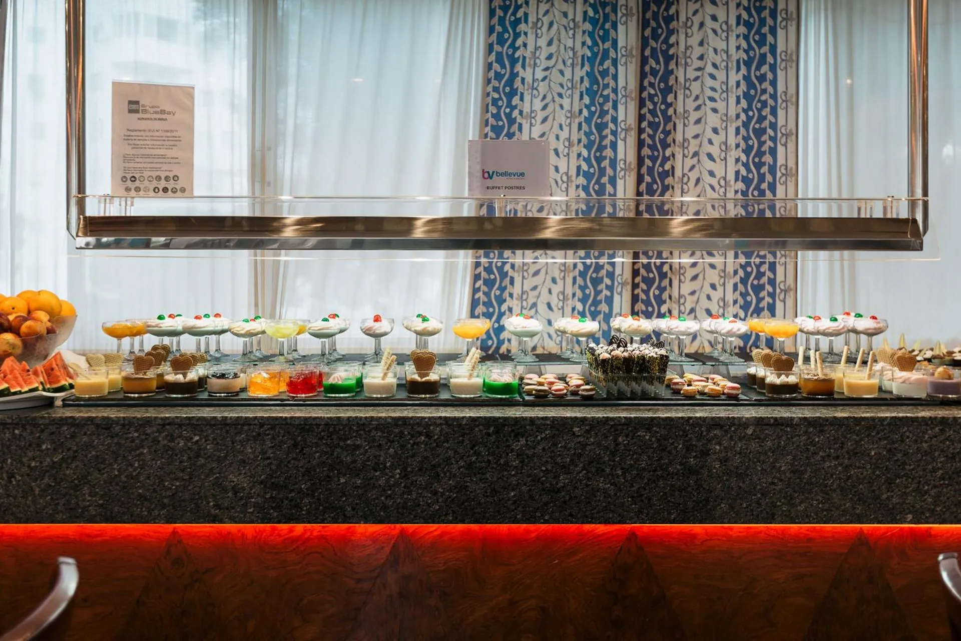 Buffet breakfast in O7 Vistanova