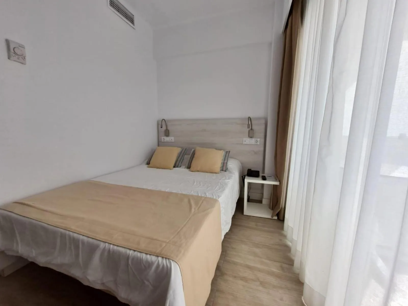 Bedroom, Bed in O7 Vistanova