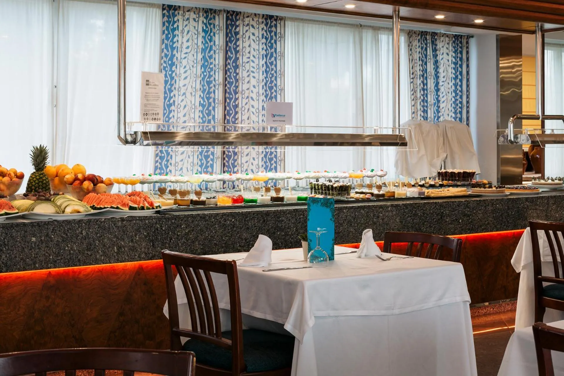 Food and drinks in O7 Vistanova