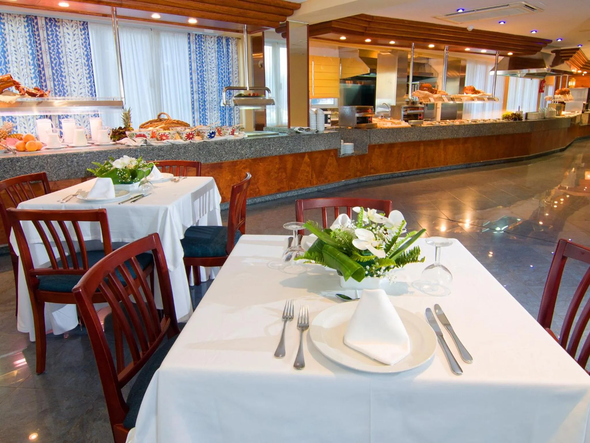 Food in O7 Vistanova