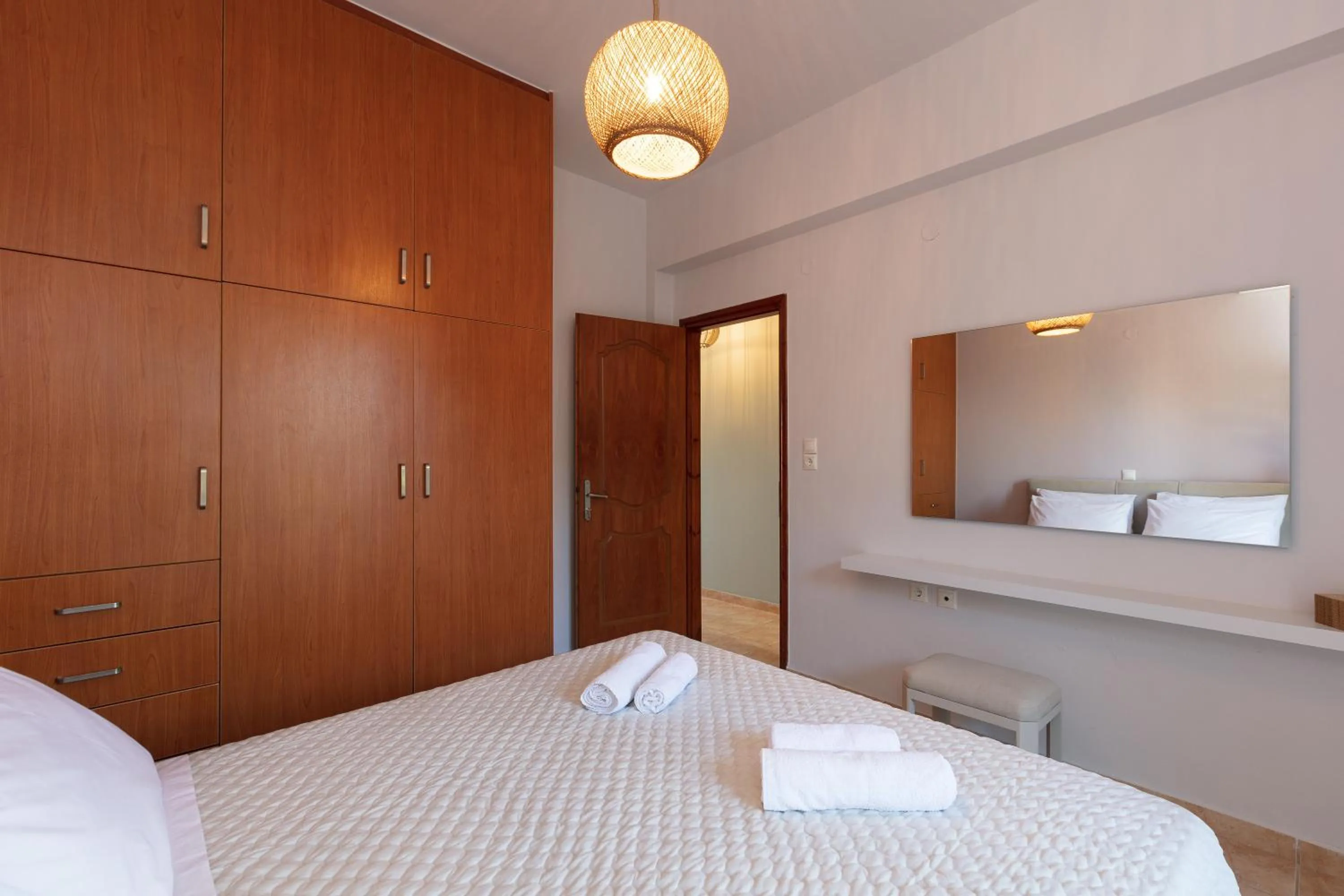 Bed in Pietra Di Mare