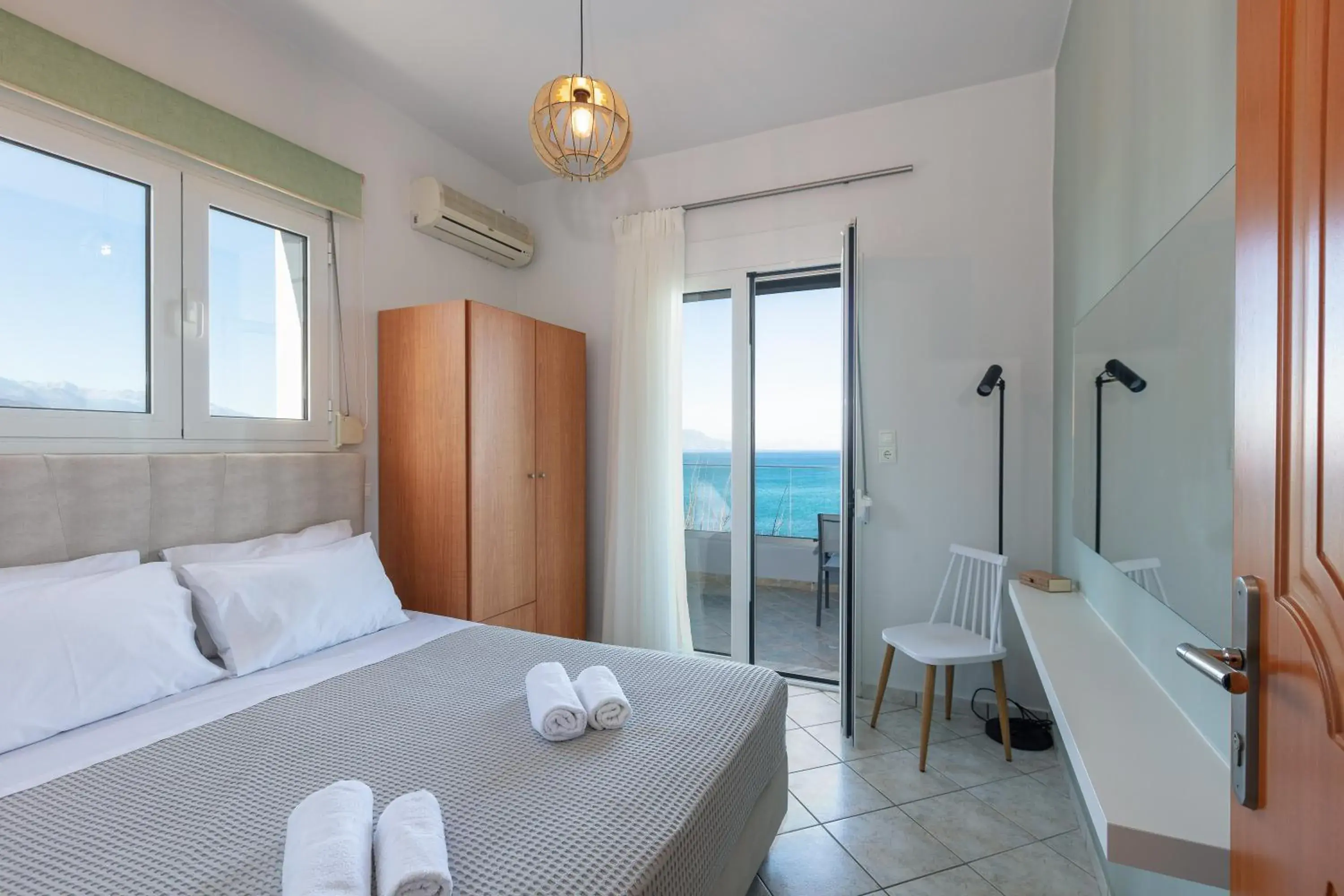 One Bedroom Apartment with Sea View in Pietra Di Mare One Bedroom Apartment with Sea View in Pietra Di Mare