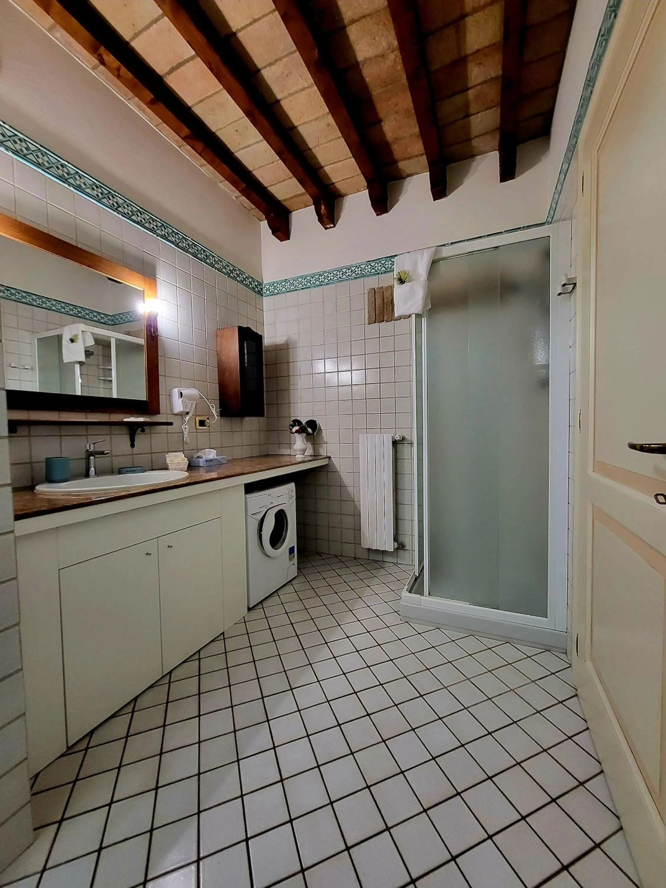 Shower in Residence Antico Borgo