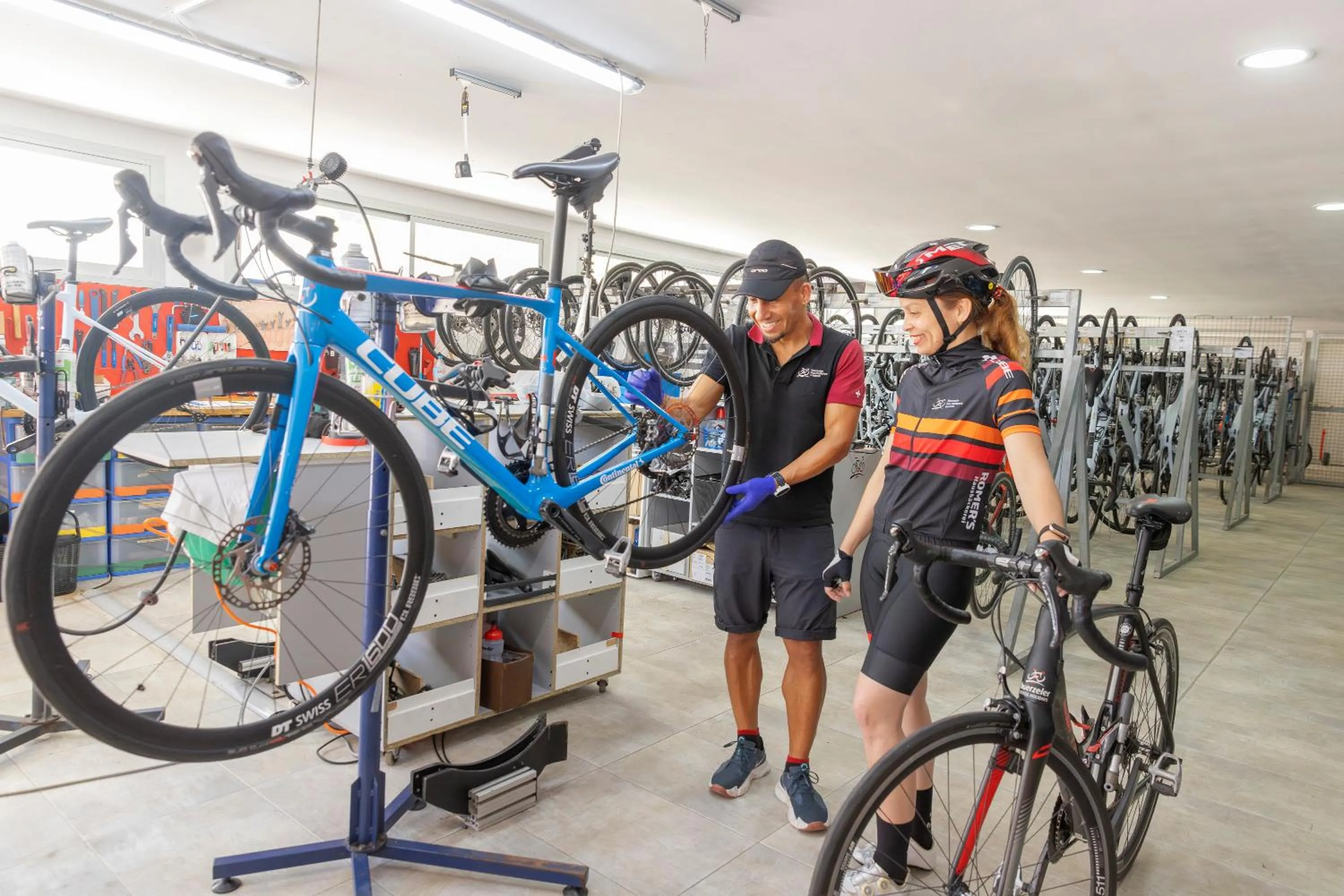 Cycling in HM Gran Fiesta