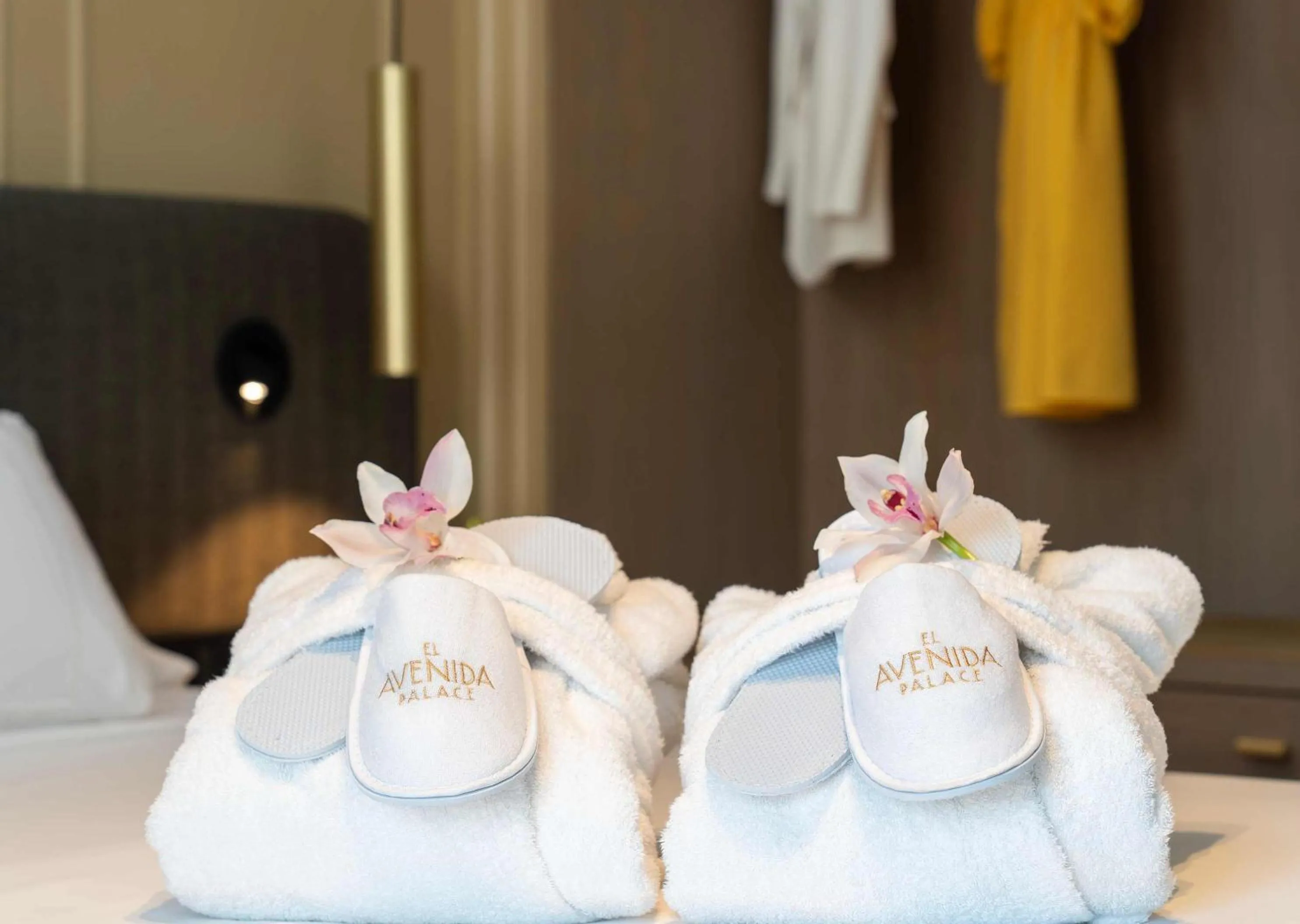 Decorative detail, Bed in El Avenida Palace