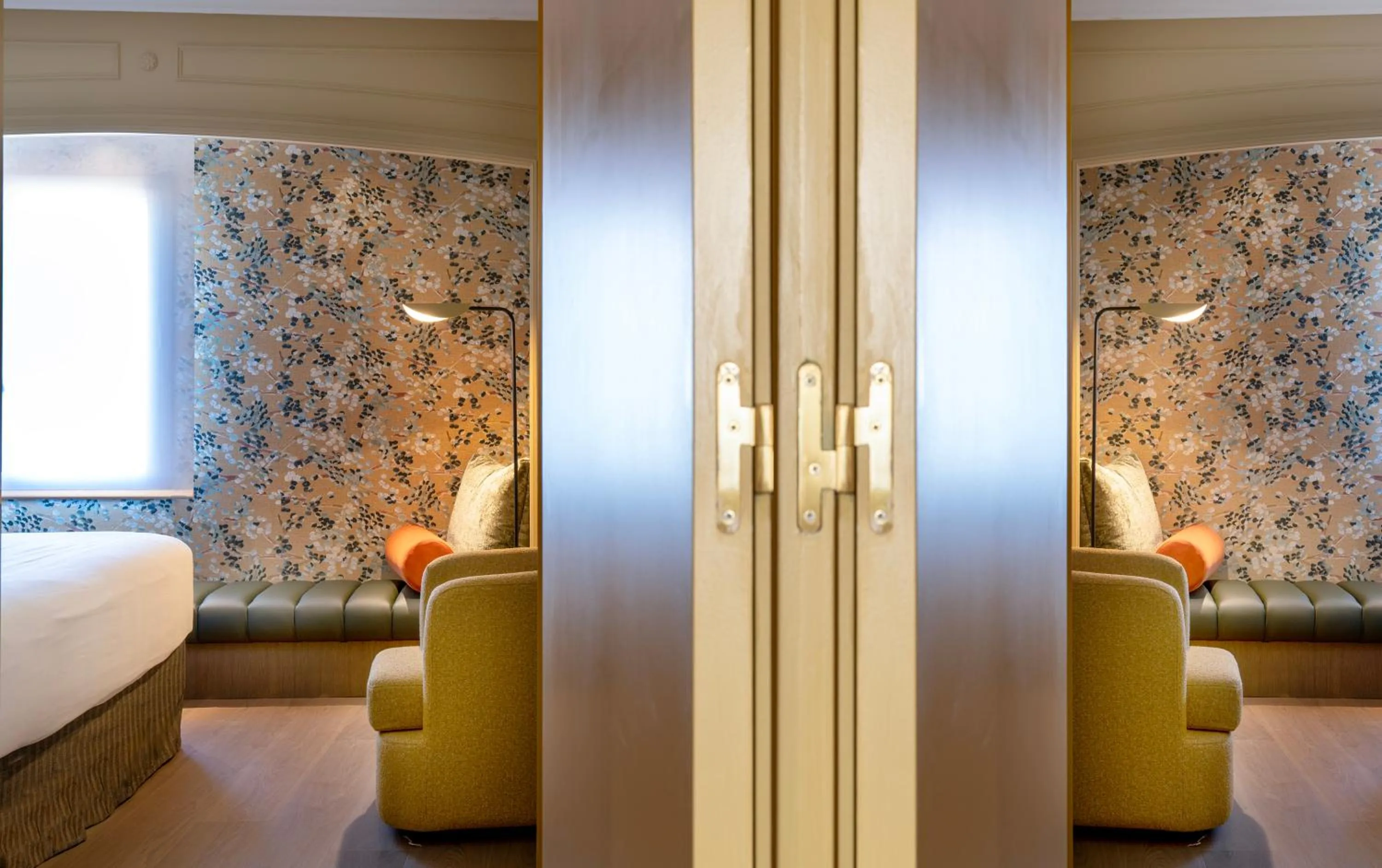 Photo of the whole room, Bed in El Avenida Palace