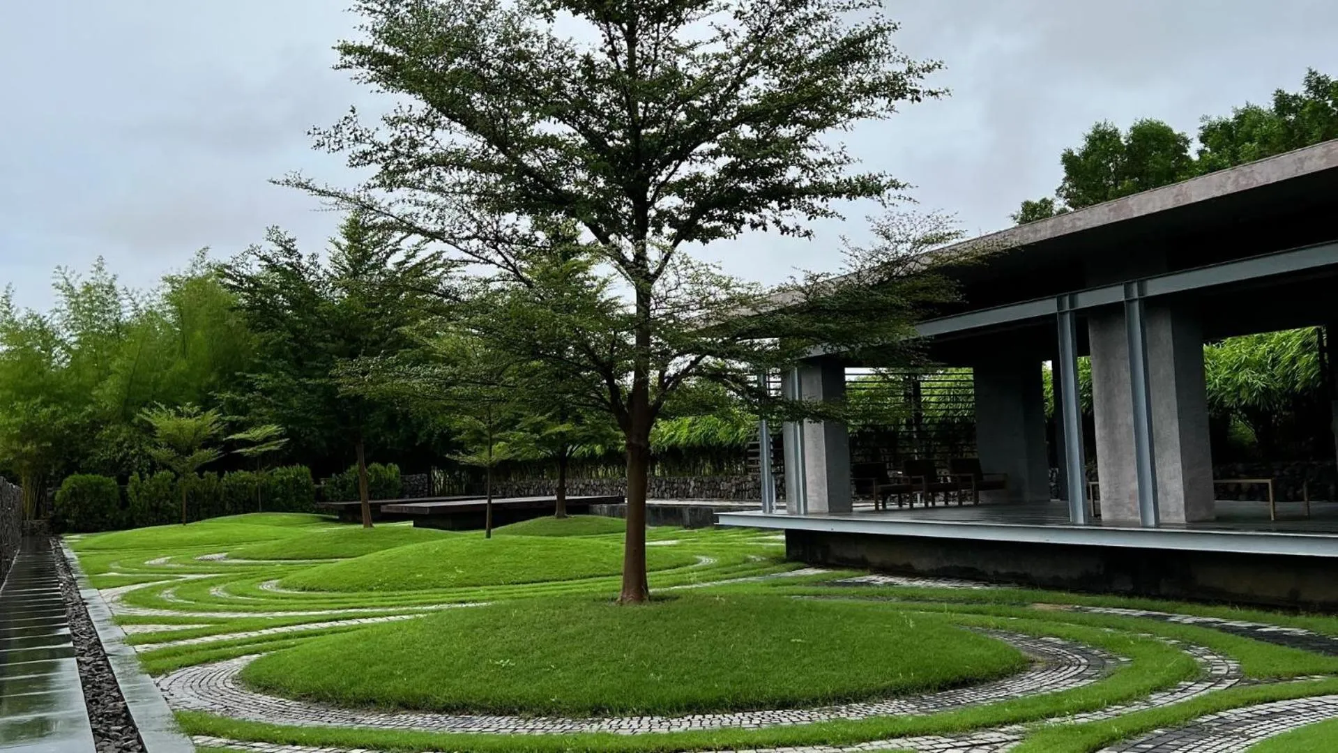 Garden in Life At REPOSE- Lake Villas Resort & Club