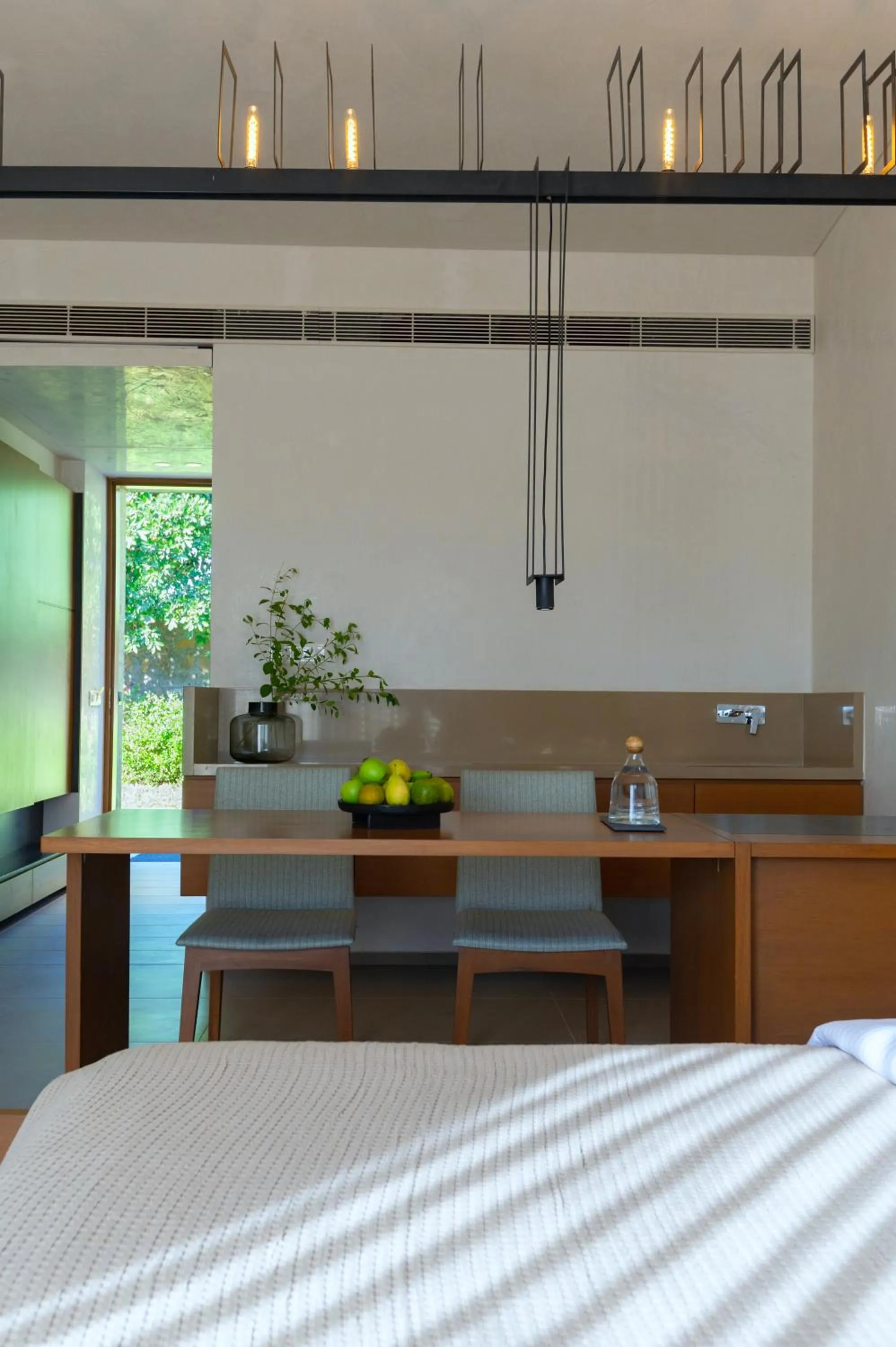 Dining area in Life At REPOSE- Lake Villas Resort & Club