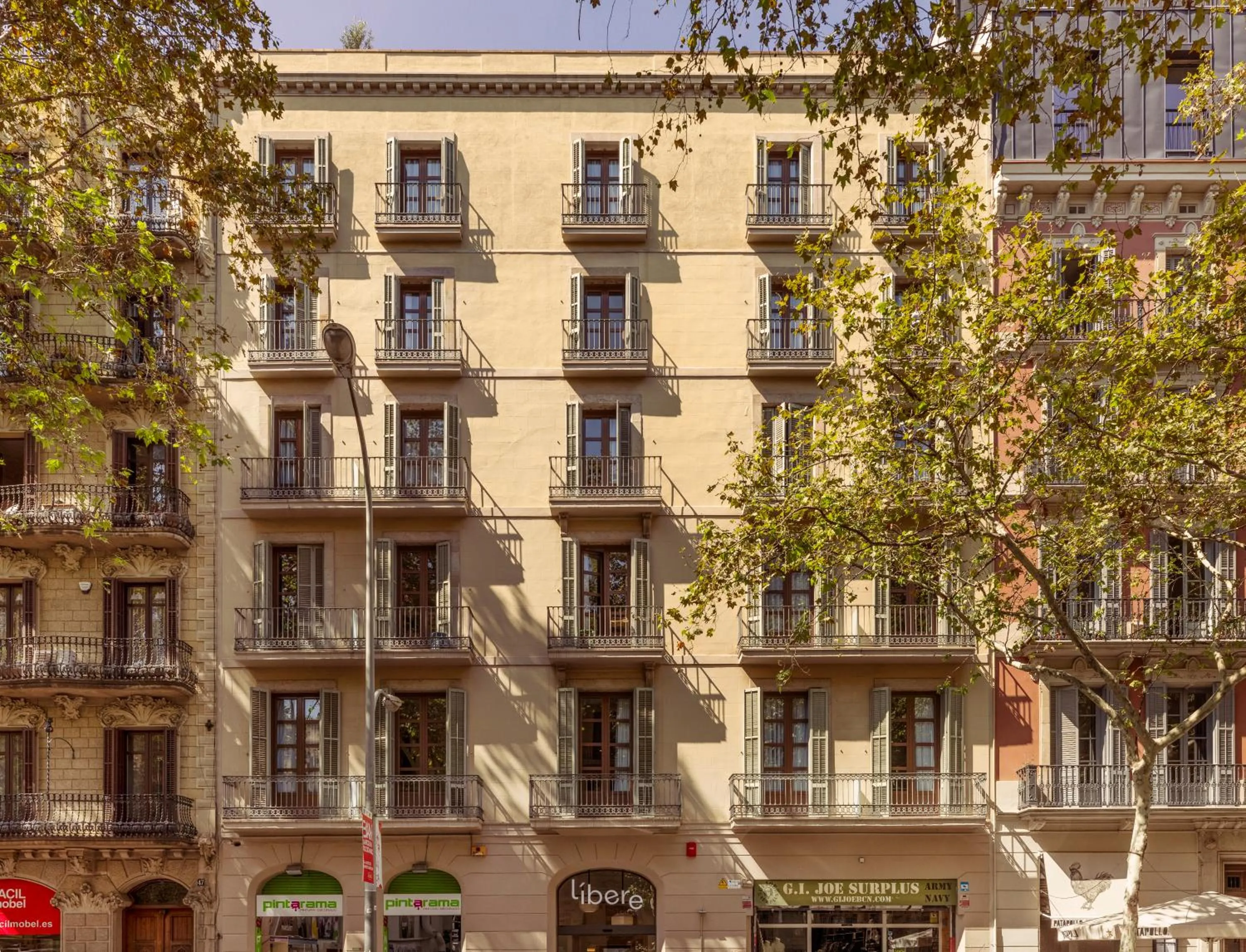 Property building in Líbere Barcelona Sant Antoni