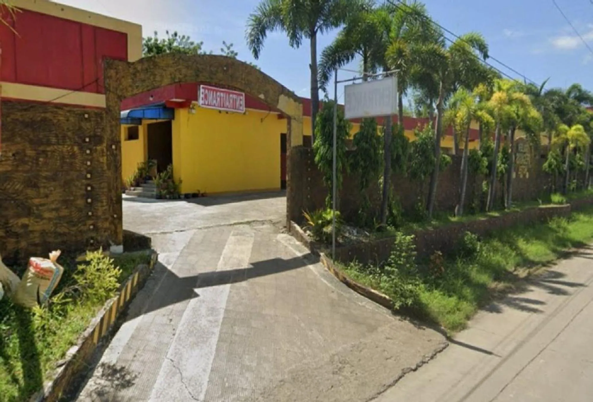 Property building in Golden Pegasus Hotel La Union by RedDoorz