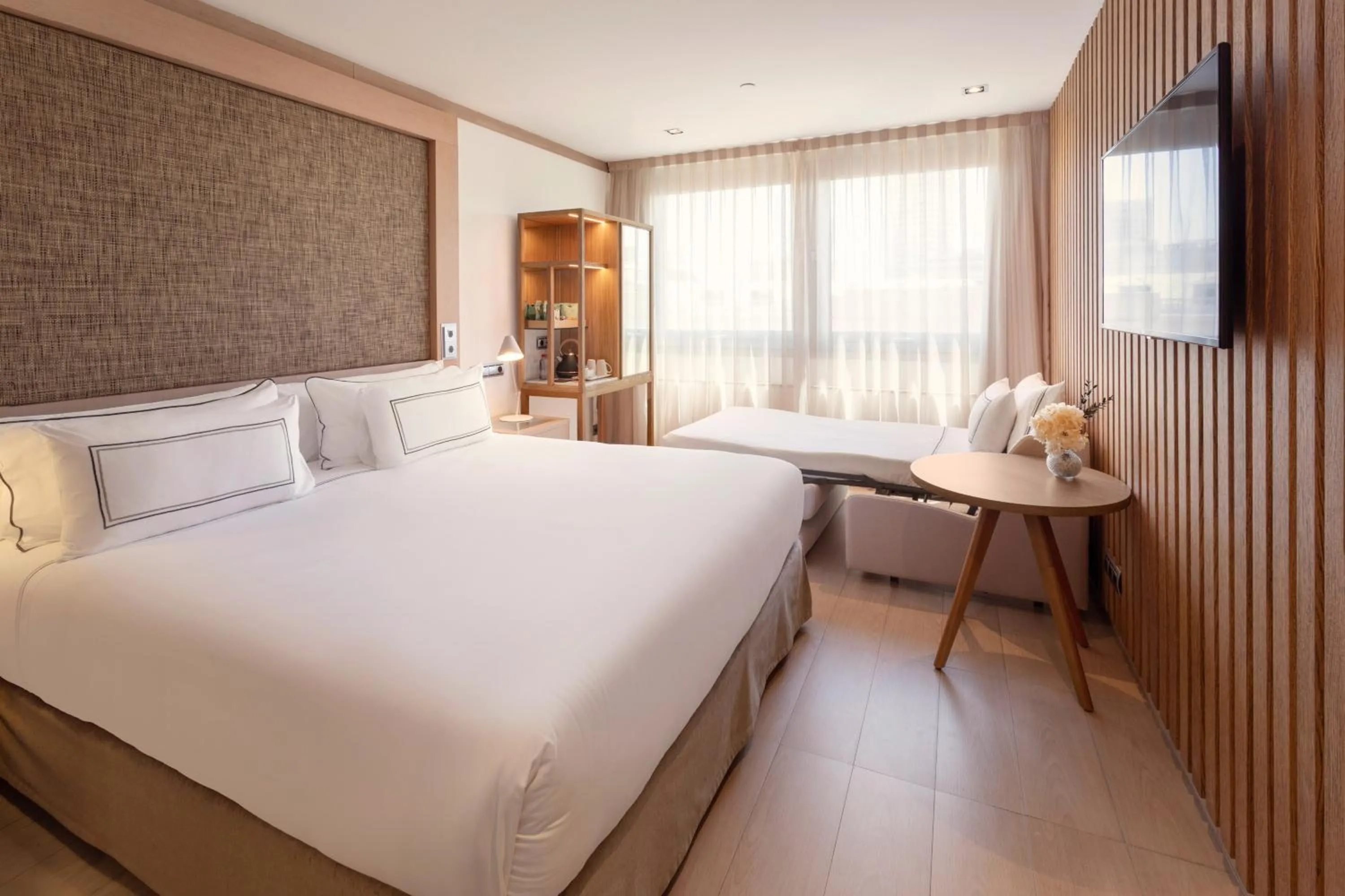 Bed in Melia Madrid Princesa