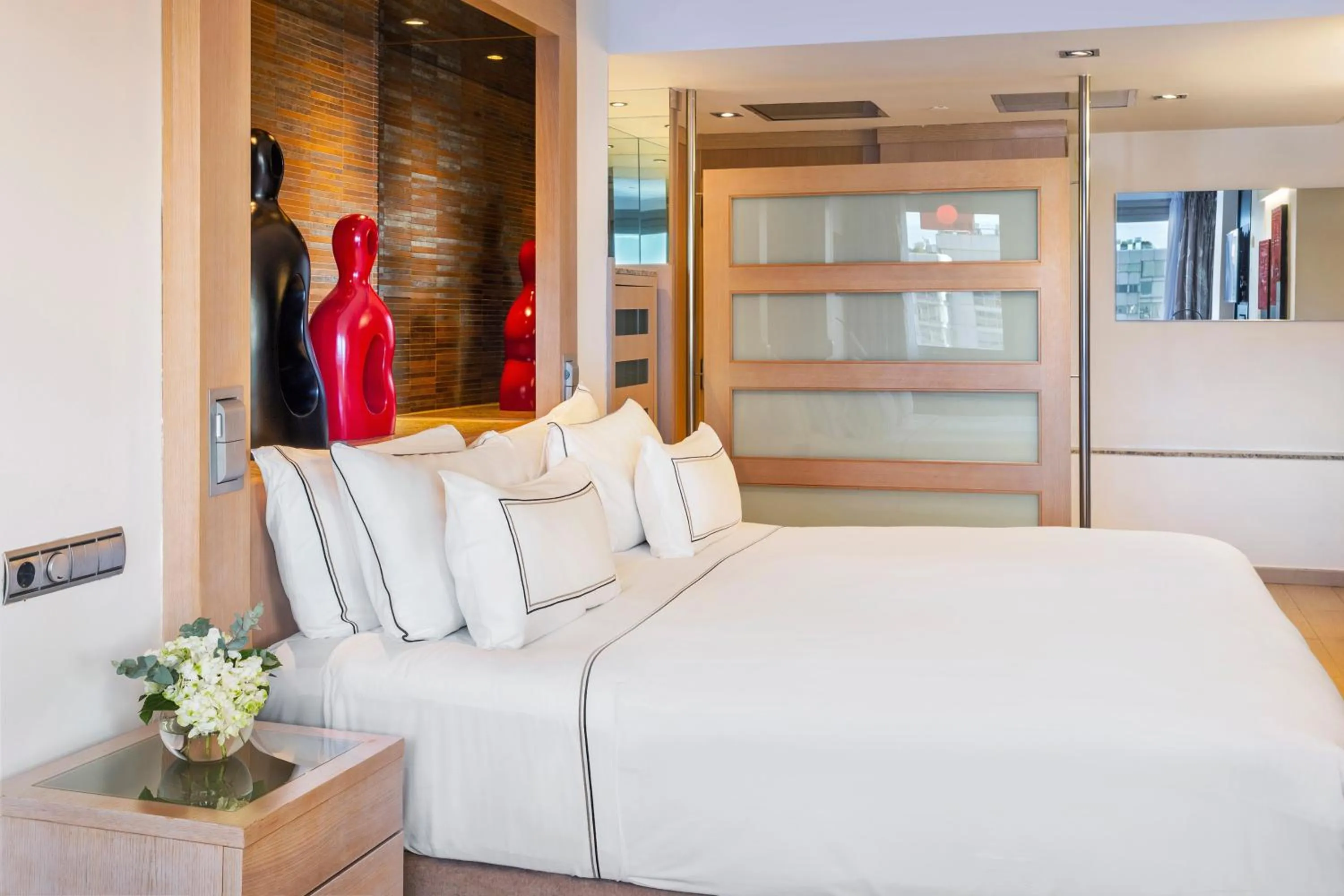 Bed in Melia Madrid Princesa