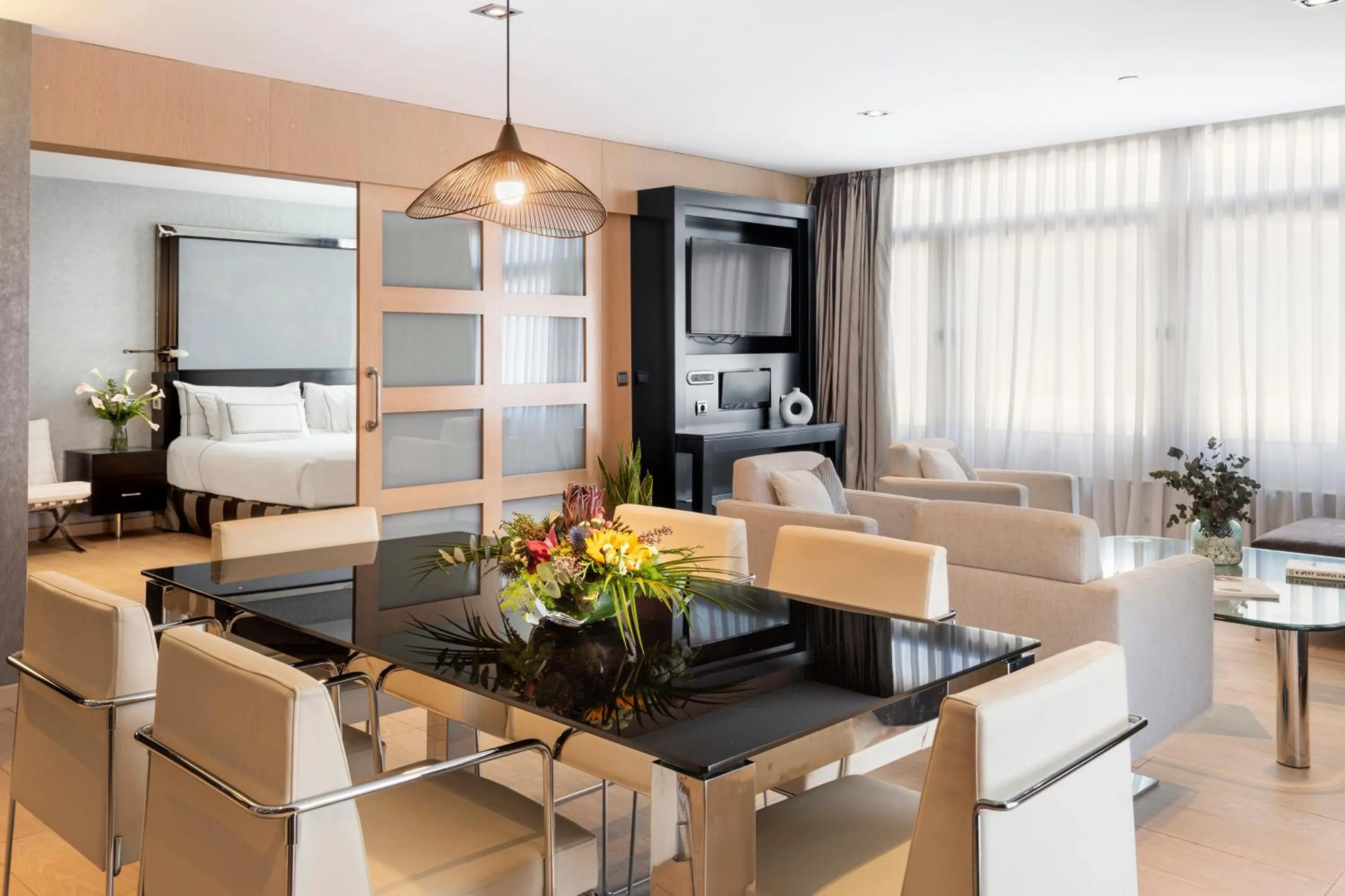 Bed in Melia Madrid Princesa