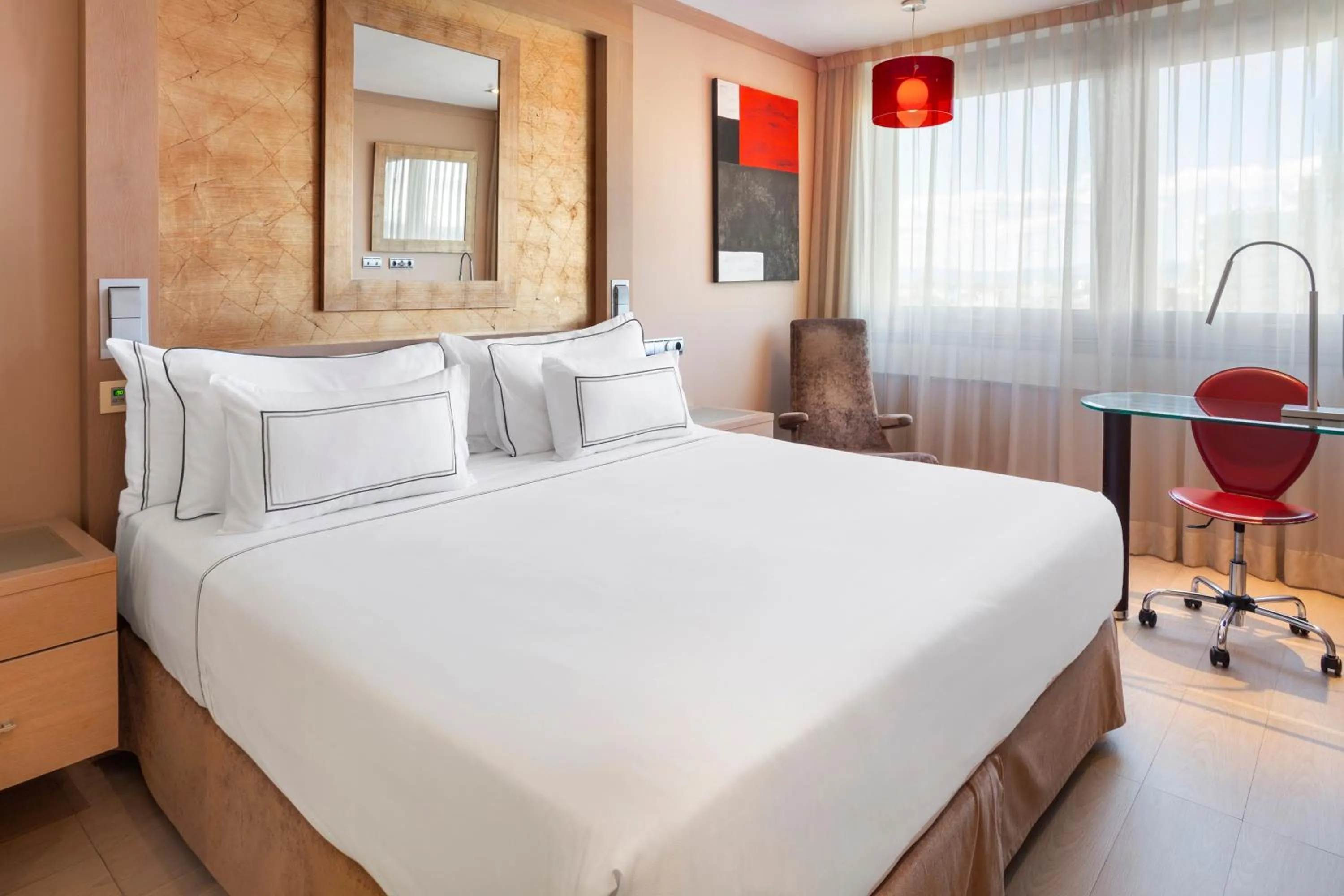 Bed in Melia Madrid Princesa