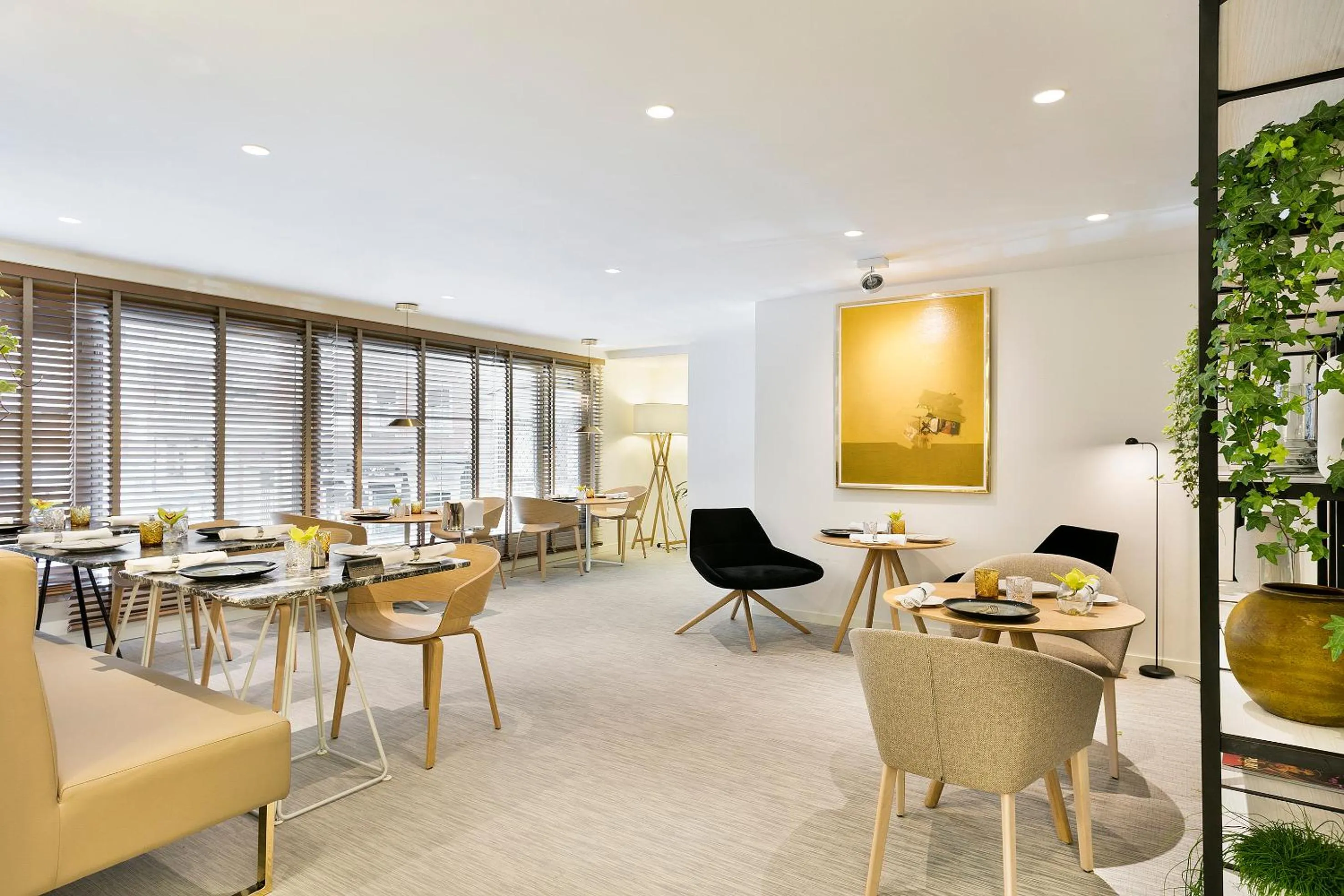 Restaurant/places to eat in Melia Madrid Princesa