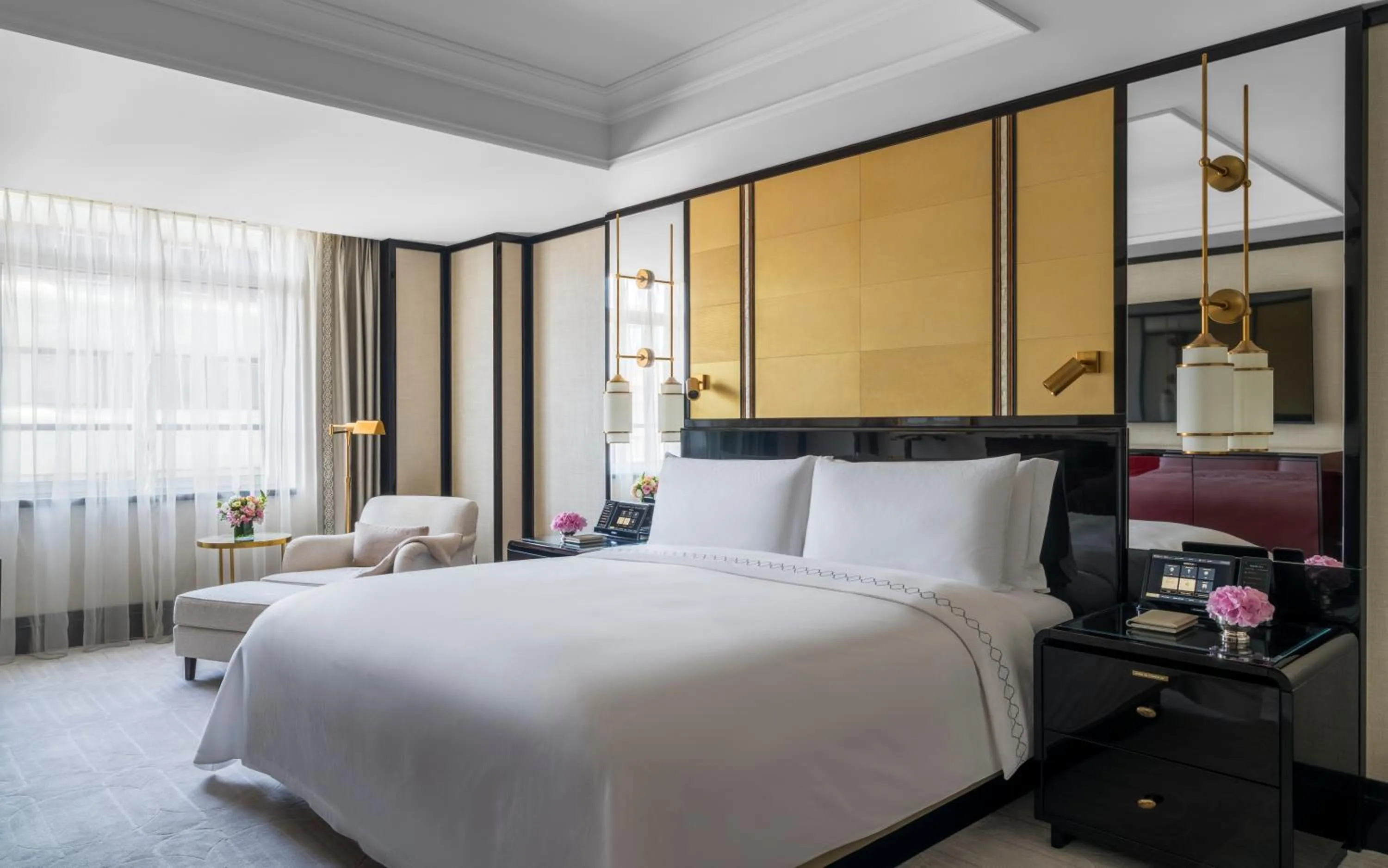 Bedroom, Bed in The Peninsula Istanbul