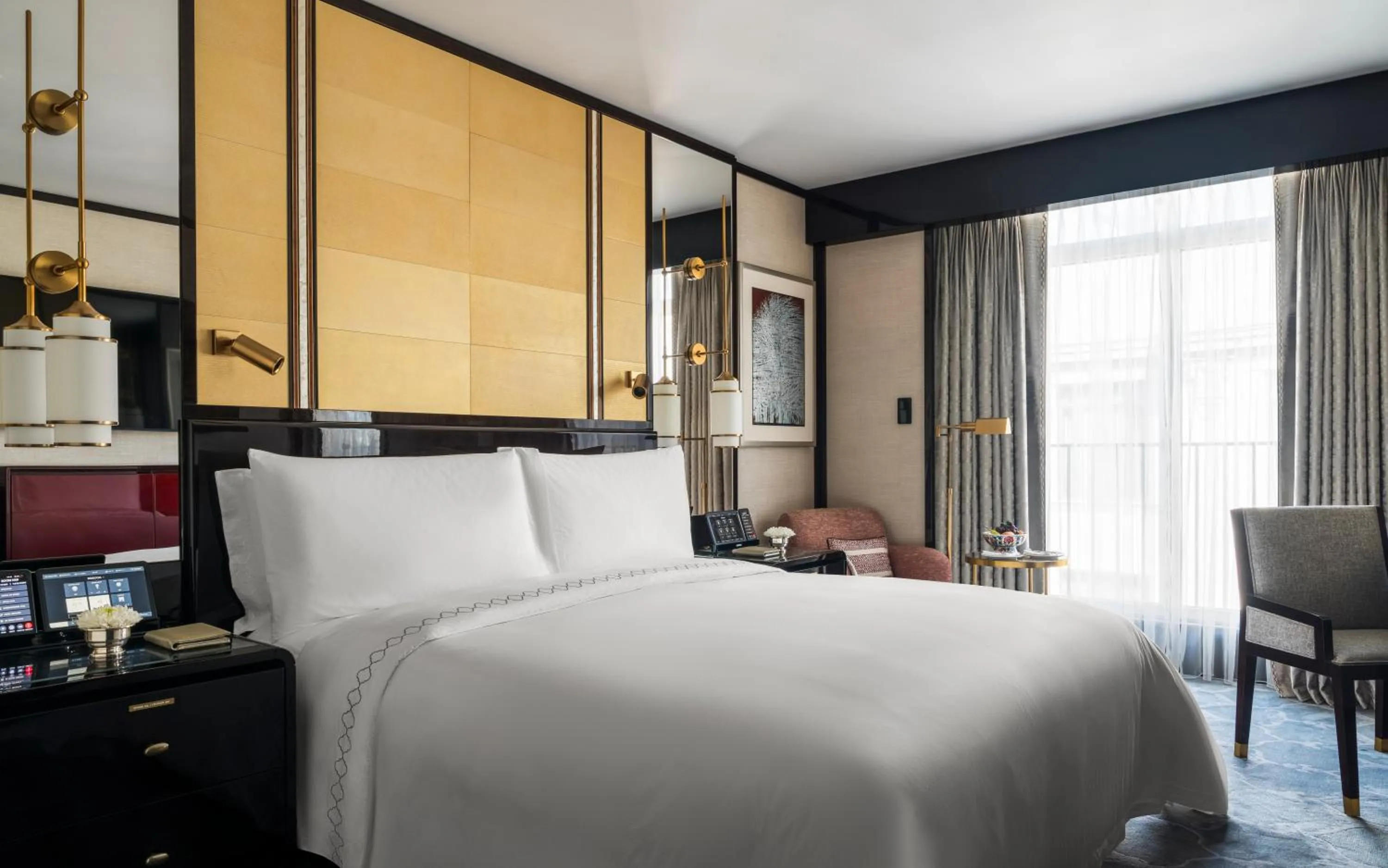 Bedroom, Bed in The Peninsula Istanbul