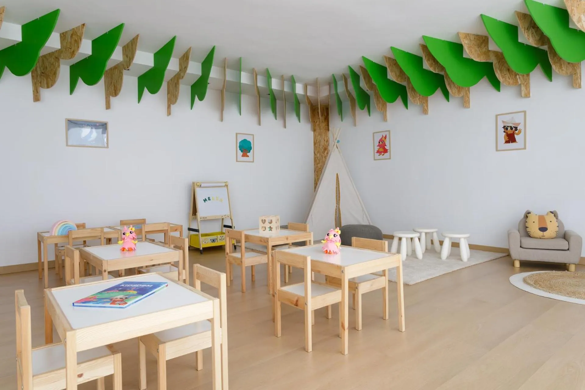 Game Room in Melia Alicante