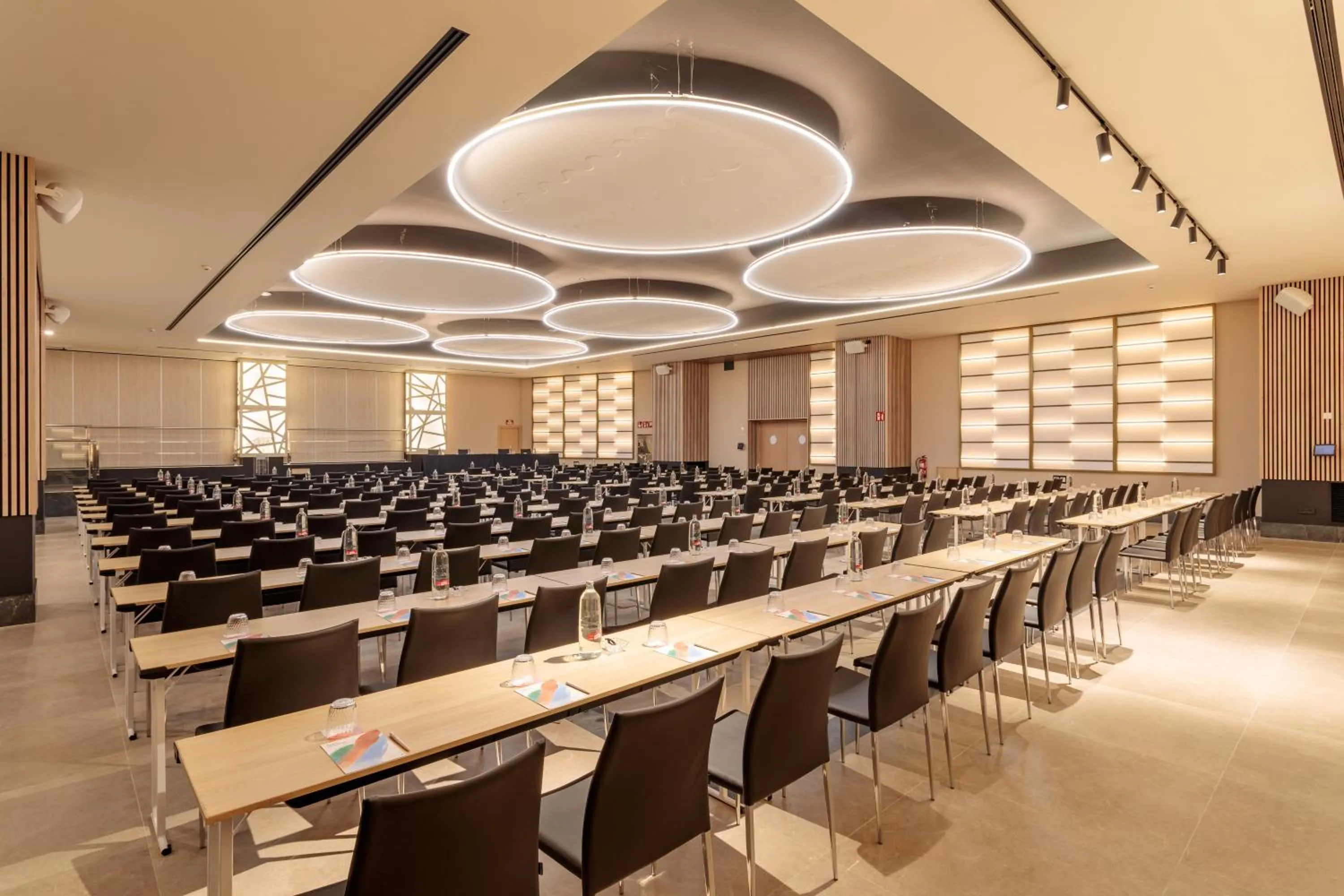 Living room in Melia Alicante