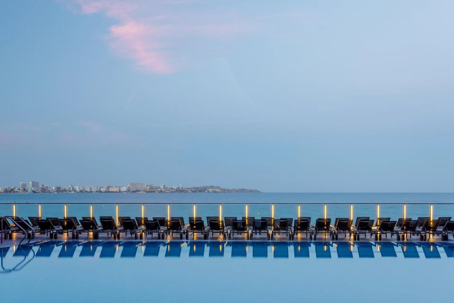 Day in Melia Alicante