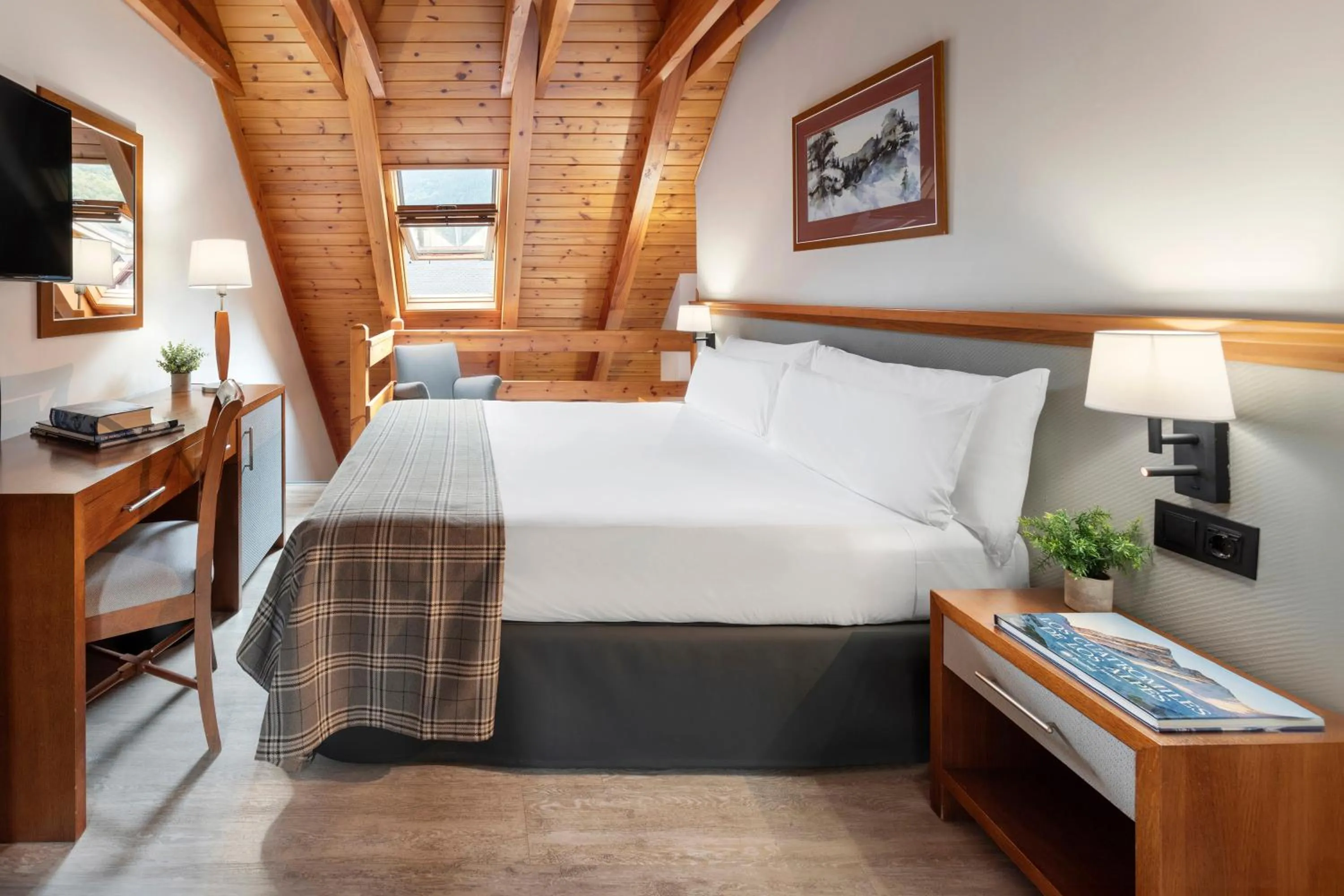 Bed in Hotel Vielha Val d'Aran, Affiliated by Meliá