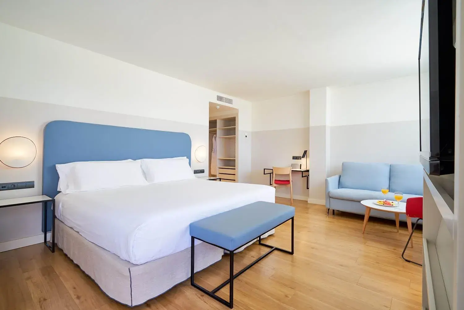 Junior Suite with Terrace with Hot Tub in Eurostars Málaga Junior Suite with Terrace with Hot Tub in Eurostars Málaga