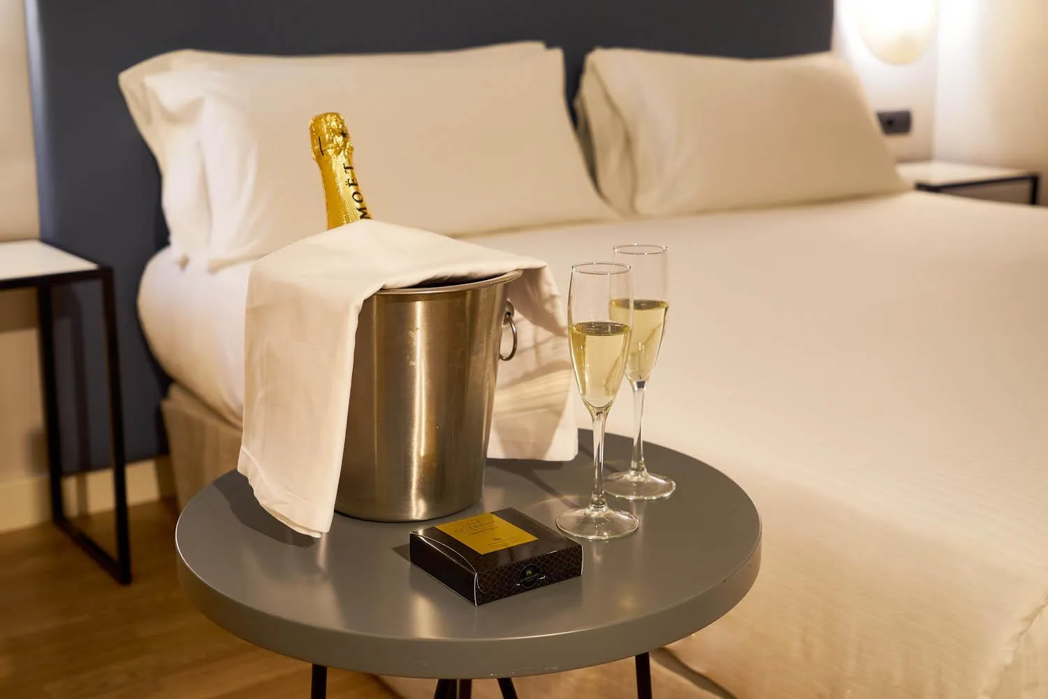 Decorative detail, Bed in Eurostars Málaga