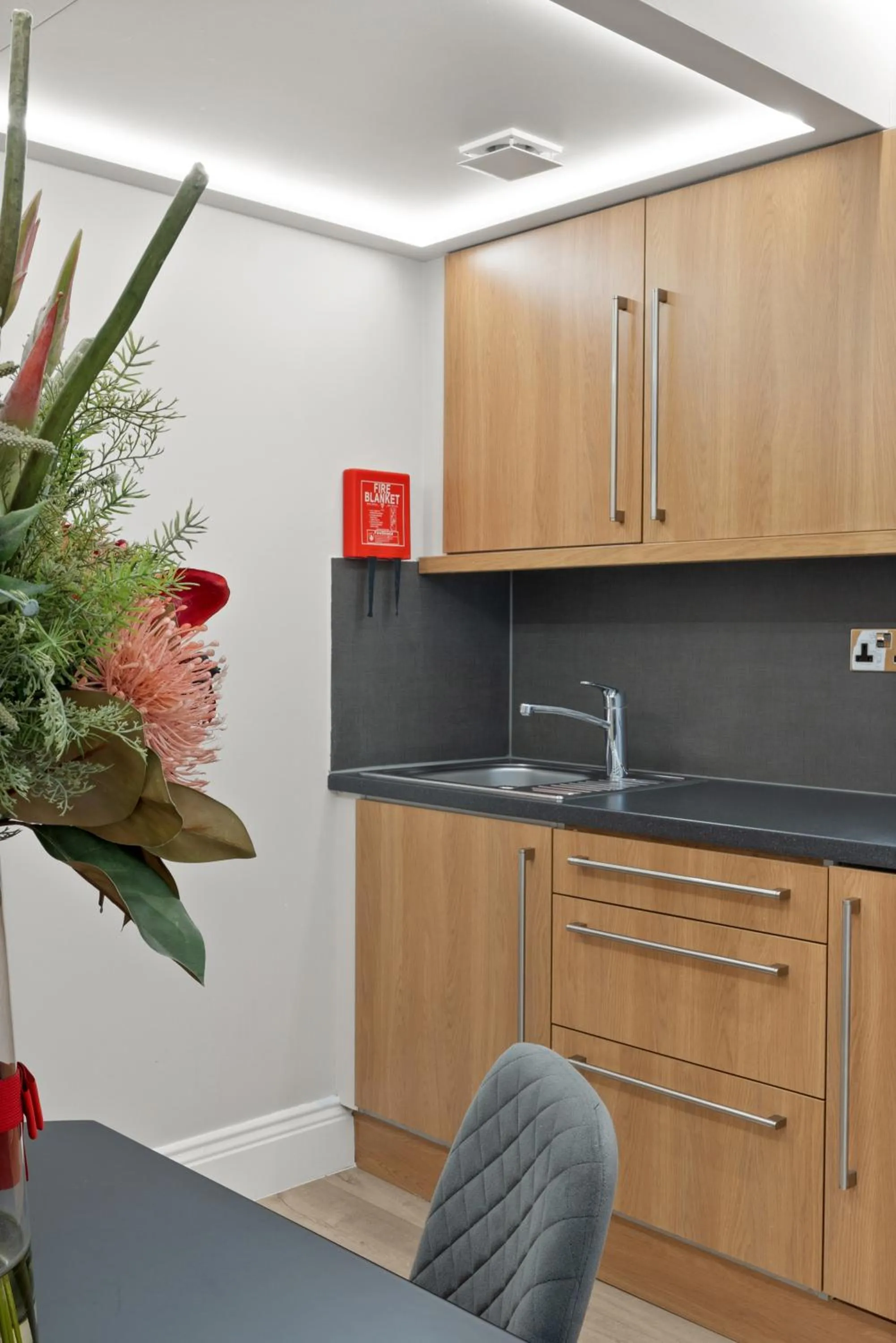 Kitchen or kitchenette in Cleveland Residences Russell Square