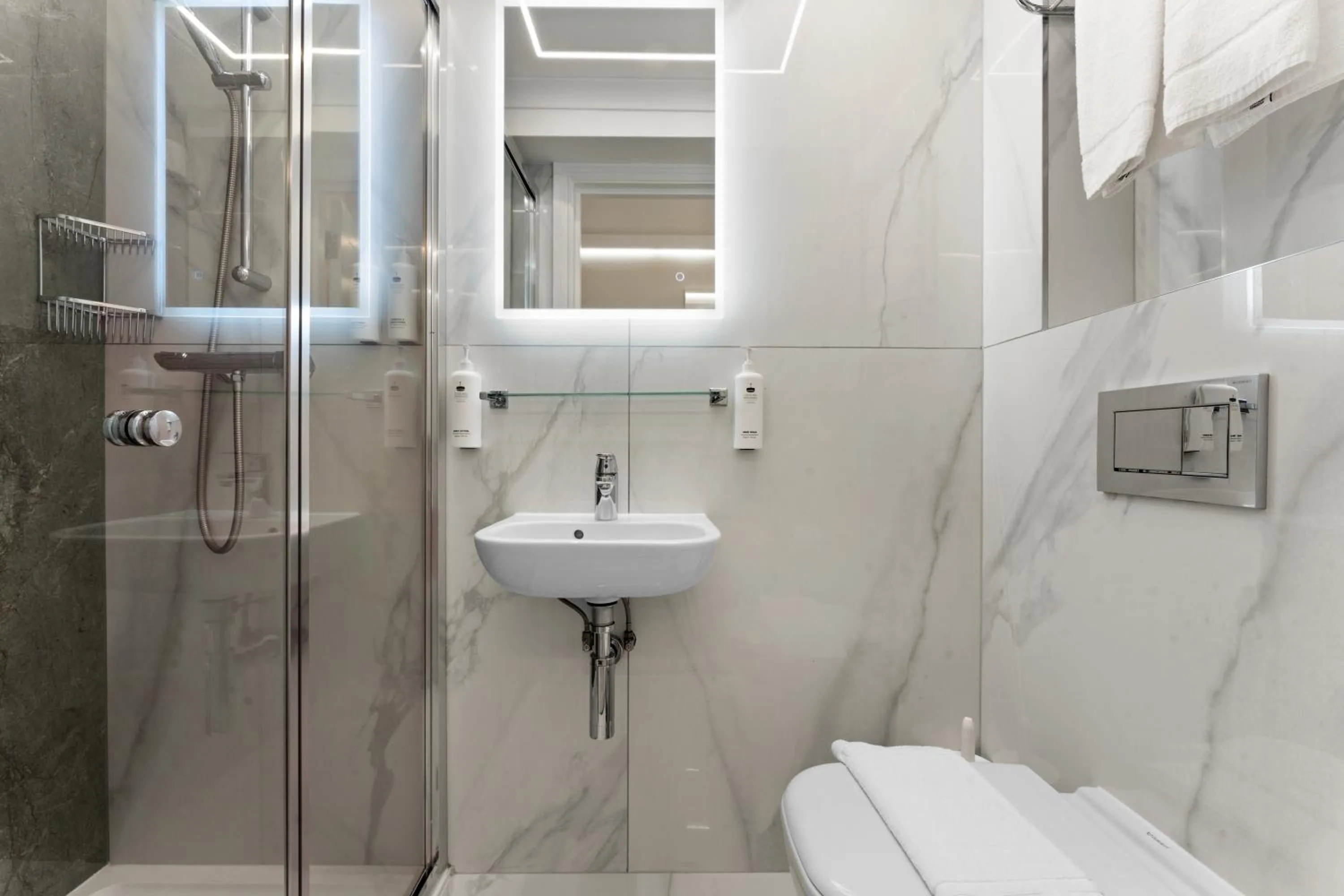 Shower in Cleveland Residences Russell Square