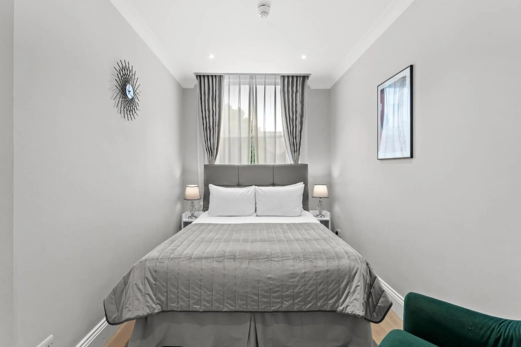 Bed in Cleveland Residences Russell Square