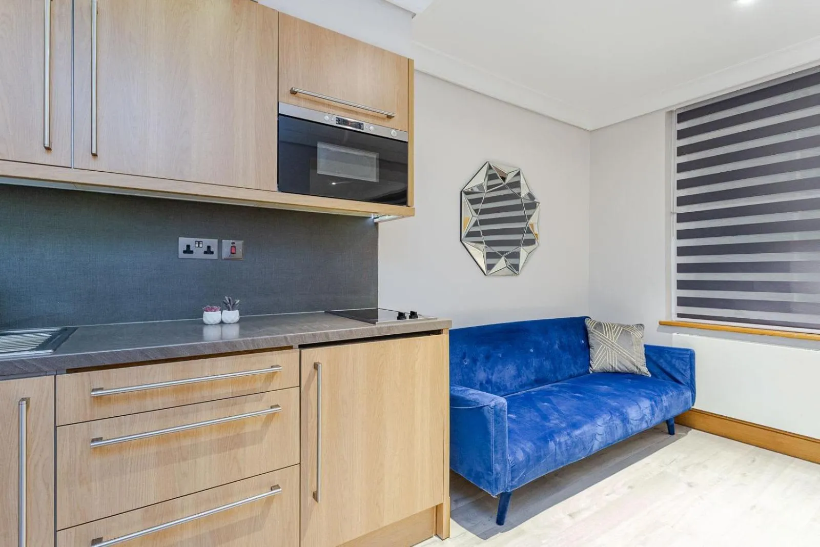 Kitchen or kitchenette in Cleveland Residences Russell Square