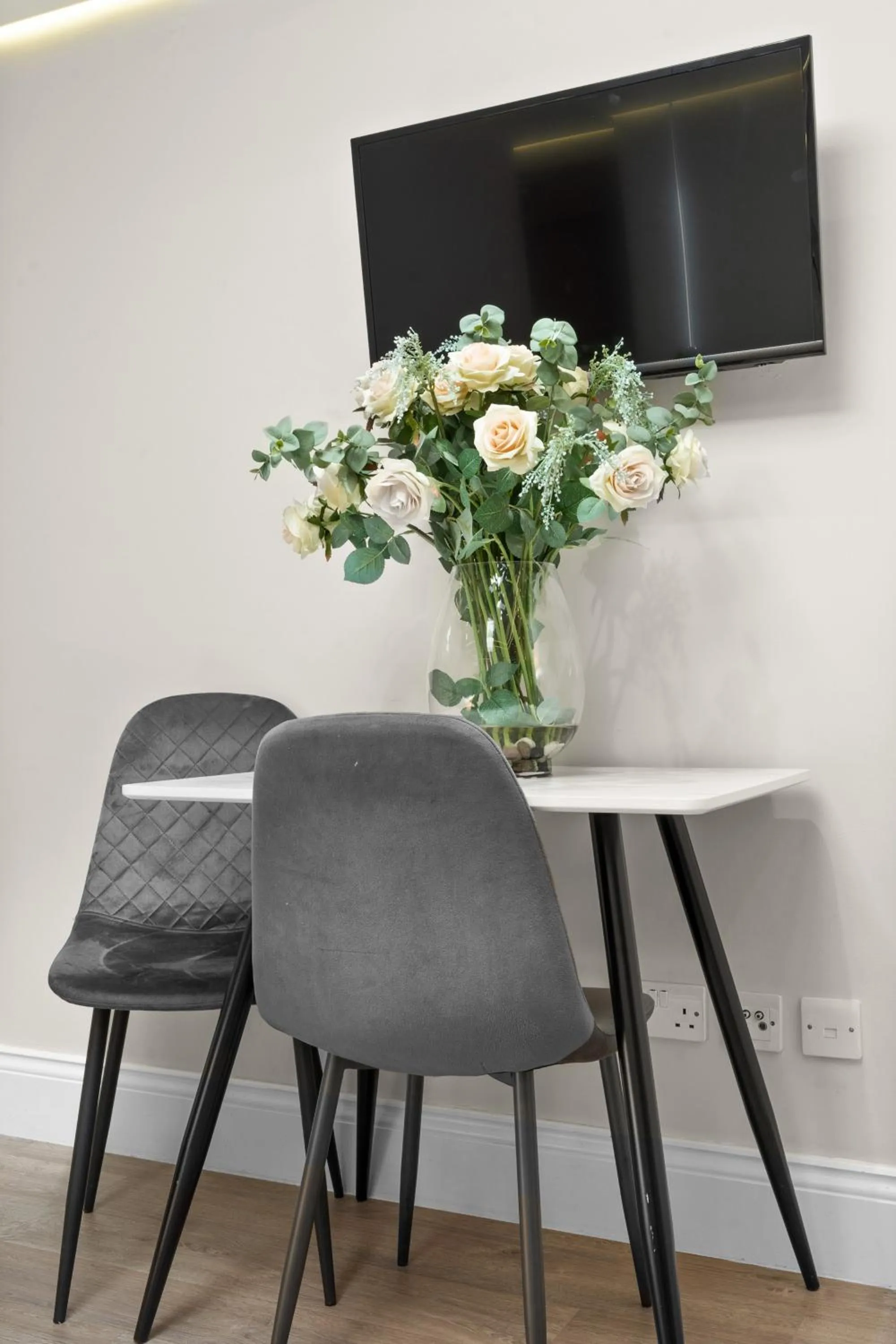 TV and multimedia in Cleveland Residences Russell Square