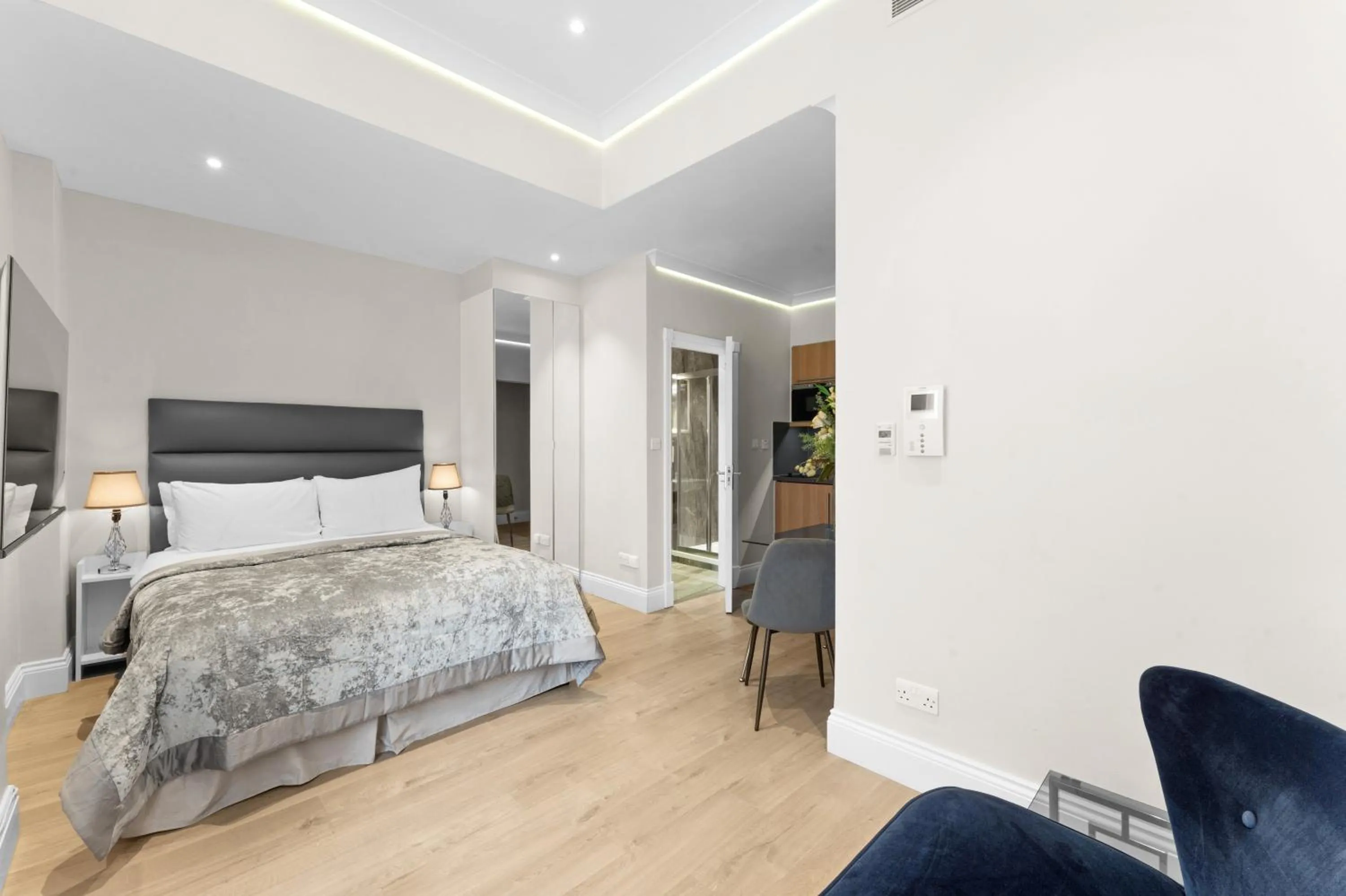 Bed in Cleveland Residences Russell Square